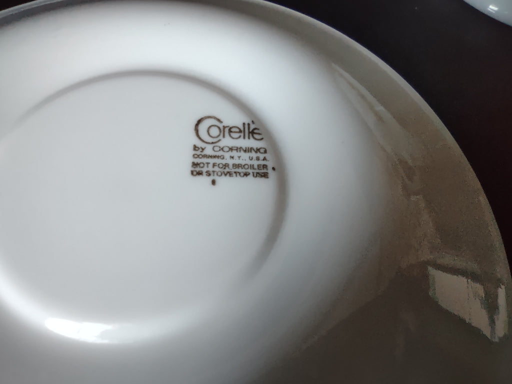 Corelle 8 x Teacup Saucer Golden Butterfly (lot 1207)