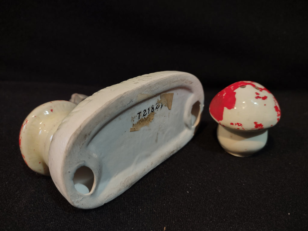 Vintage Ceramic Salt and Pepper Shaker Mouse Mice Mushrooms IMPERFECT (lot 5372)