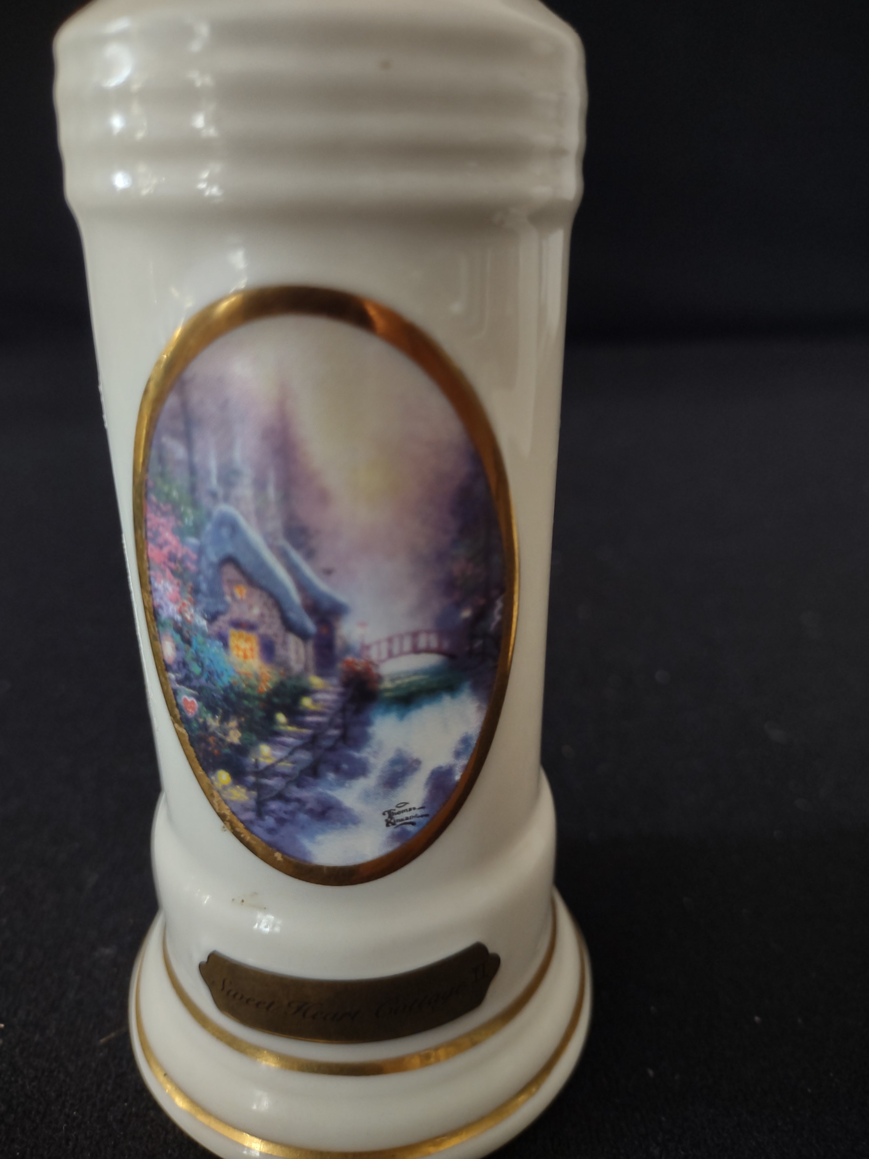 Avon Thomas Kinkade Salt Pepper Tray Sweet Heart & Hidden Cottage (Lot 3683)