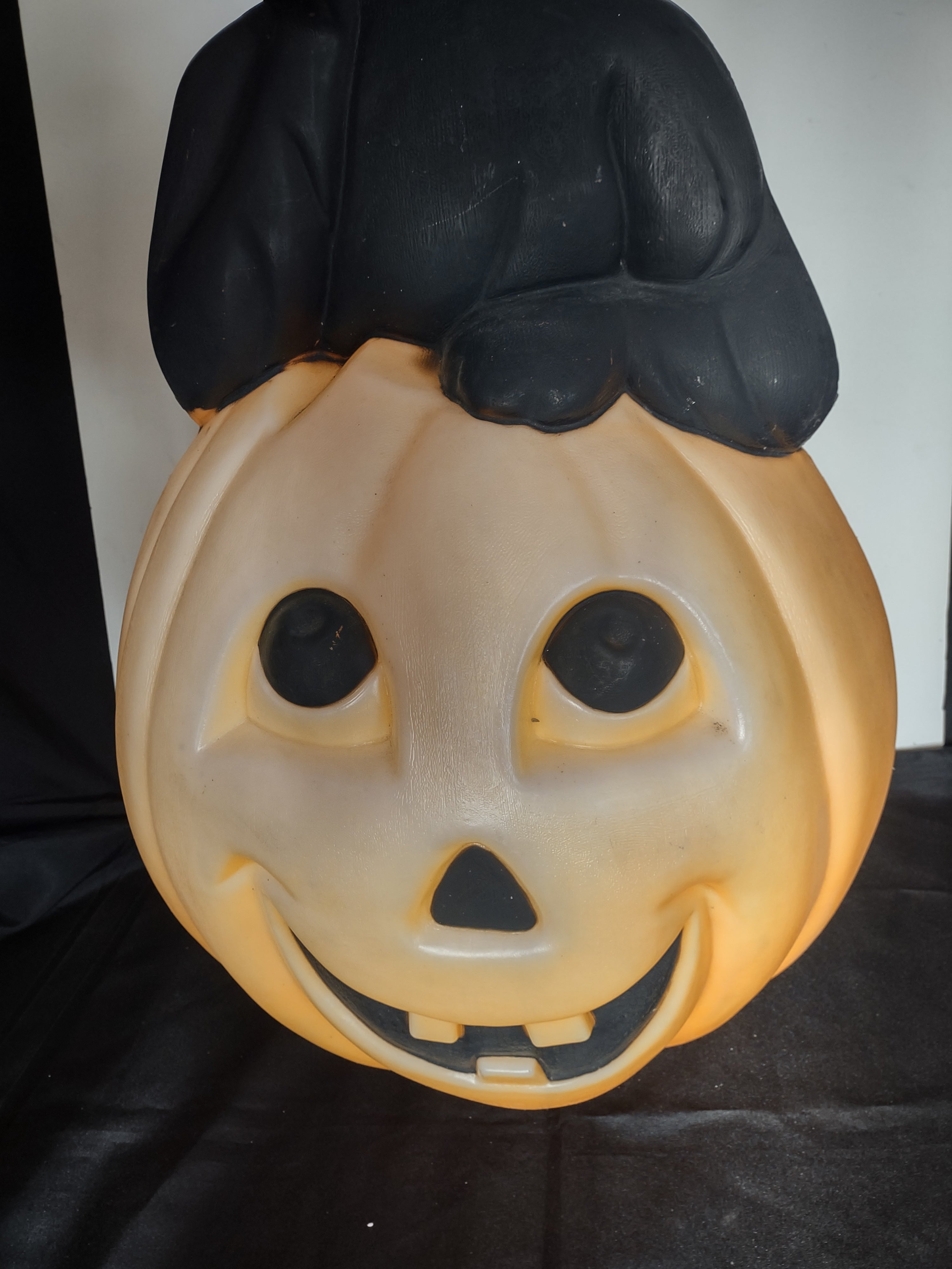 Vintage Black Cat on Pumpkin Halloween Blow Mold 34” (lot 3258j)