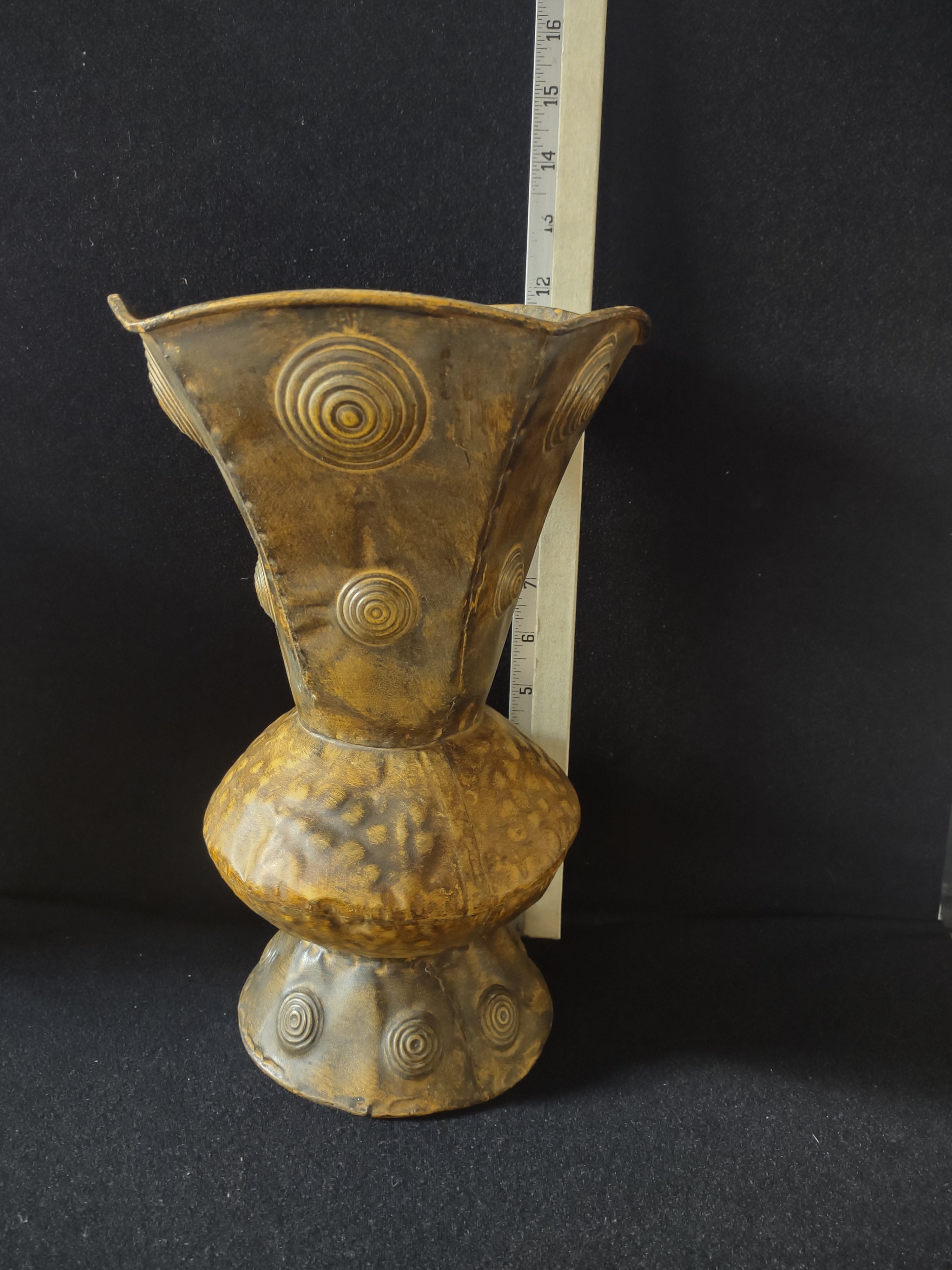 Primitive Rustic Decorative Metal Vase Embossed Circles Brown (Lot 4611)