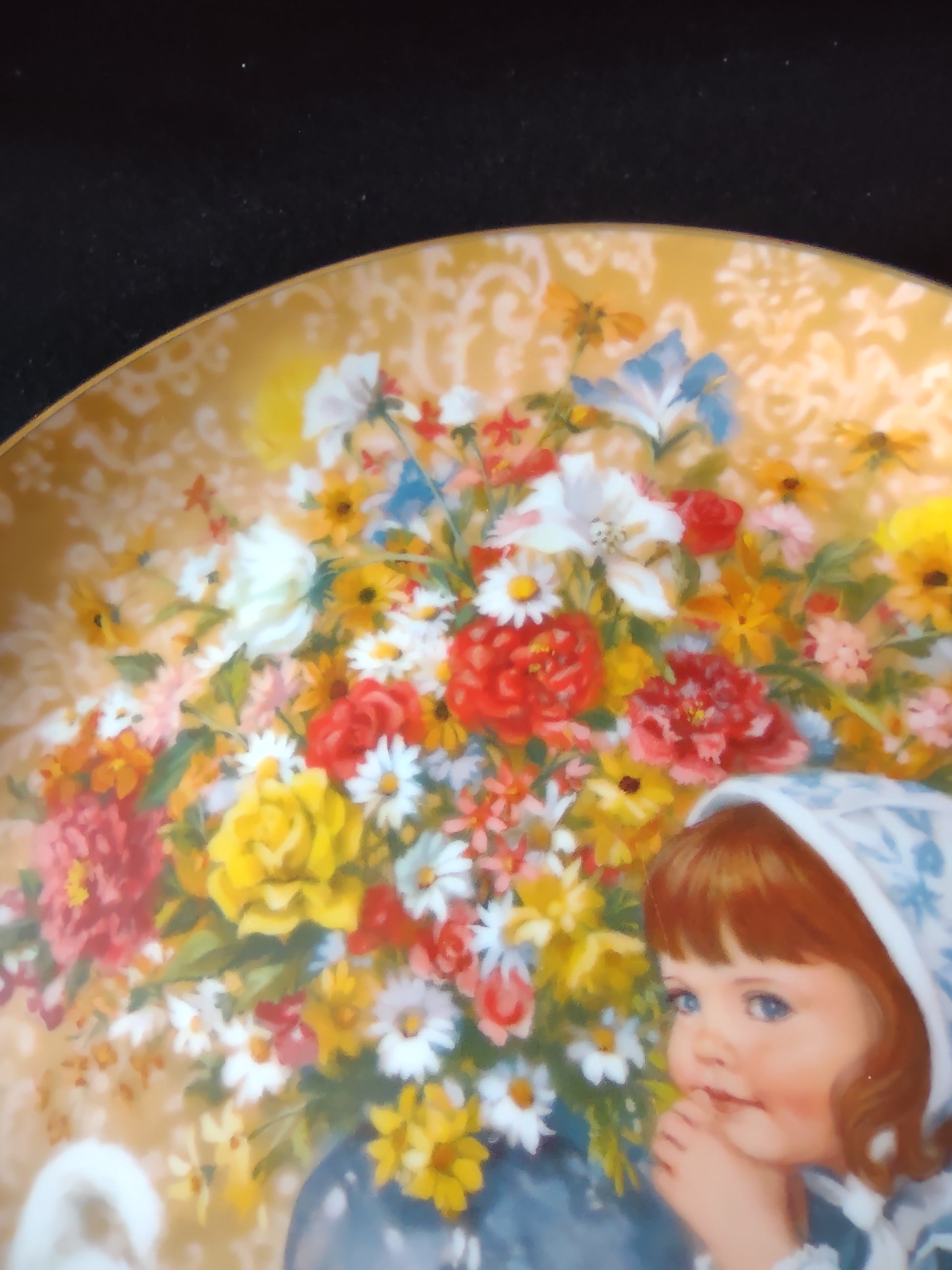 Vintage A Childhood Almanac Collector Plate 7th Issue Just Dreaming (Lot 5195)