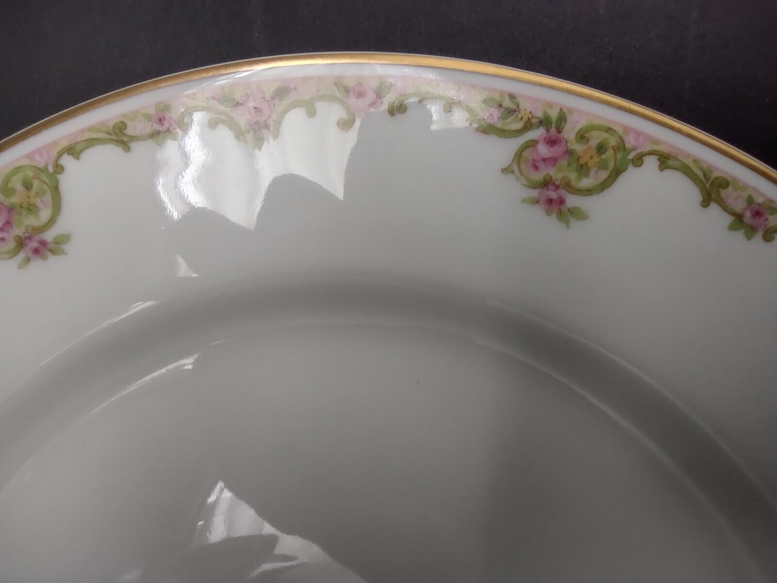 Haviland Limoges Gold Green & Pink Rose Trim Salad Luncheon White Plate (lot 685