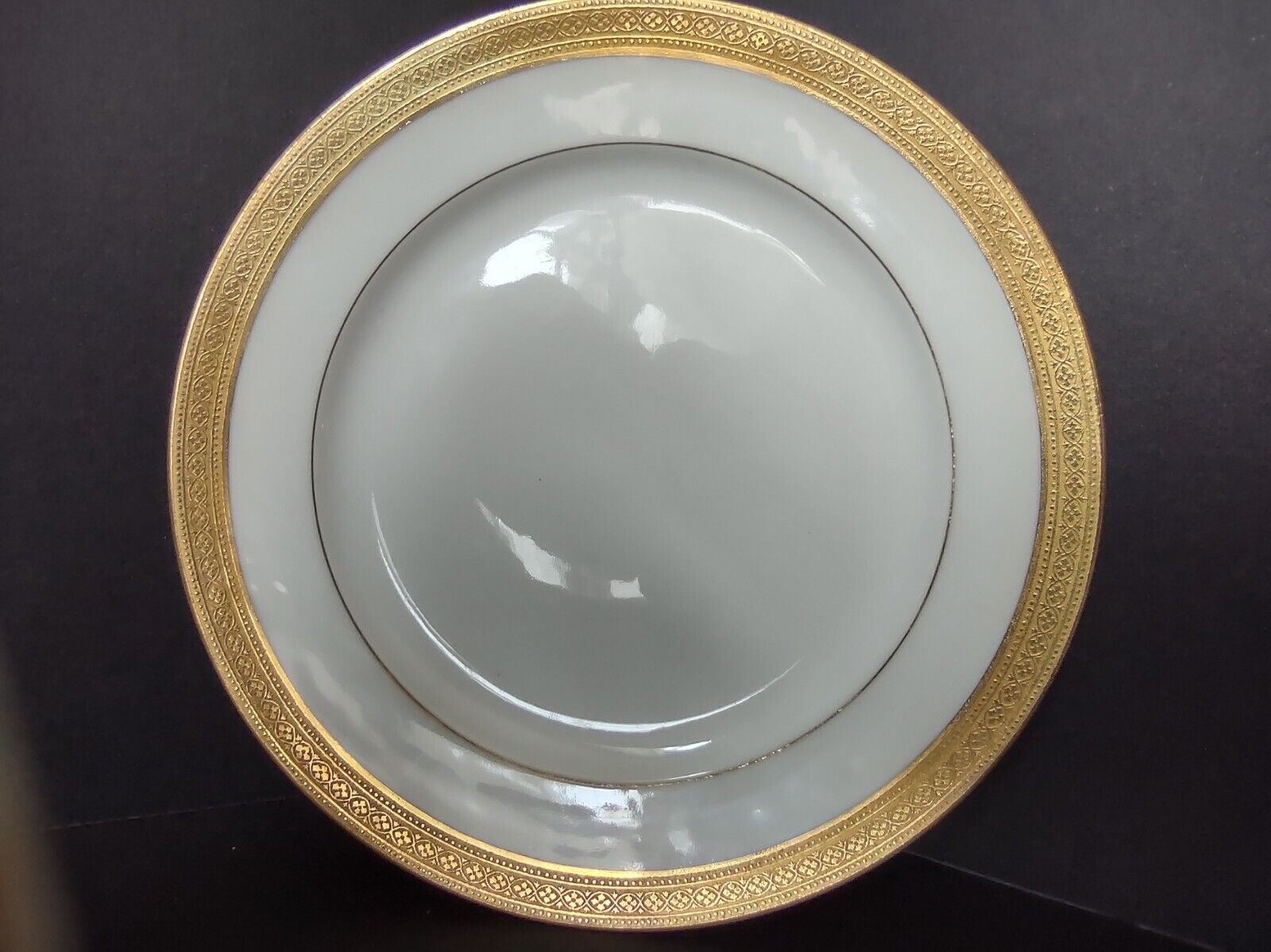 GDA Limoges France Gold Trim Bread Butter White Plate 6-1/4" (lot 665)