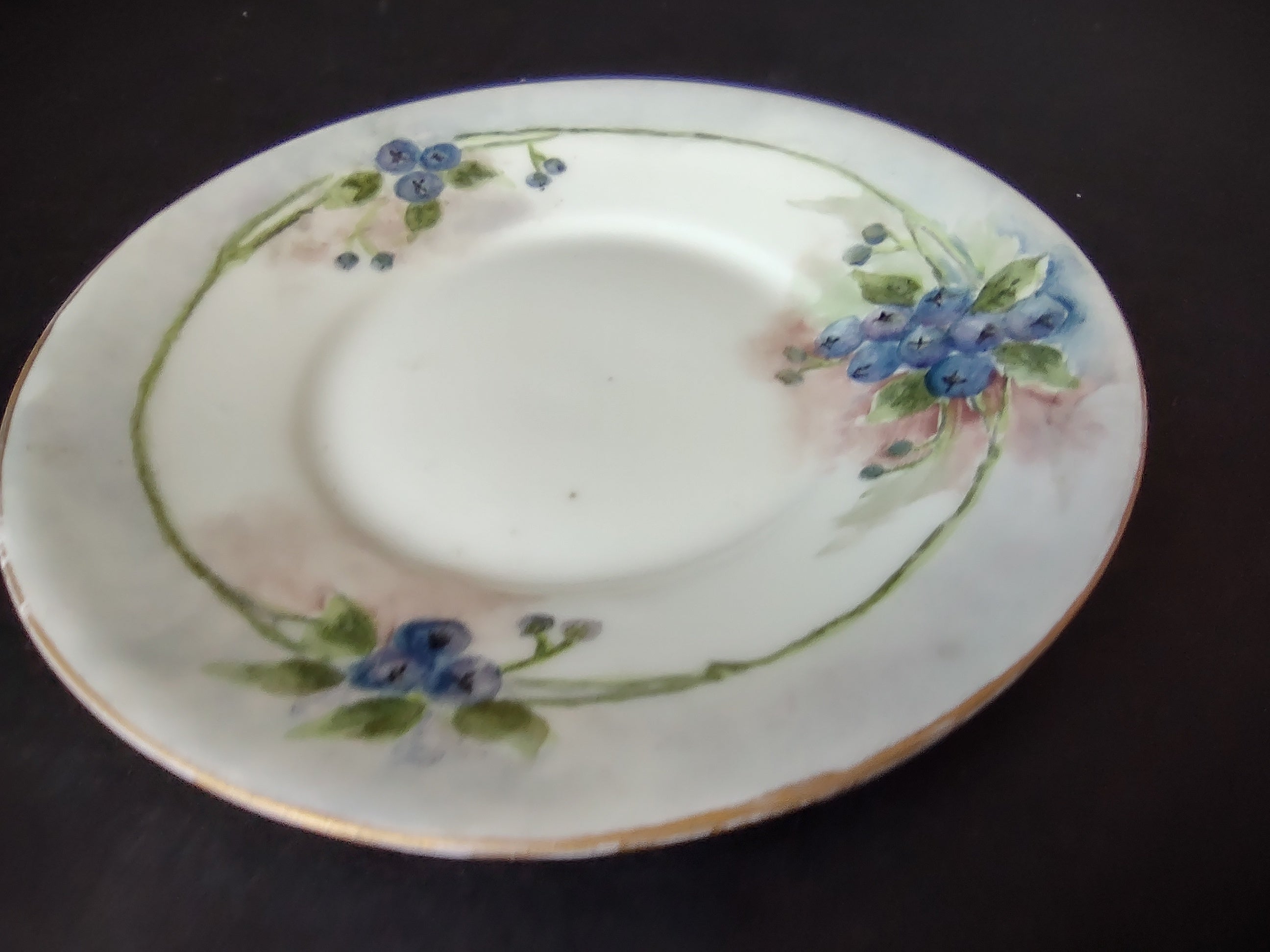 TV Limoges French Cottage Shabby Chic Small Plate 5-1/4" Blue Berries (lot 1121)
