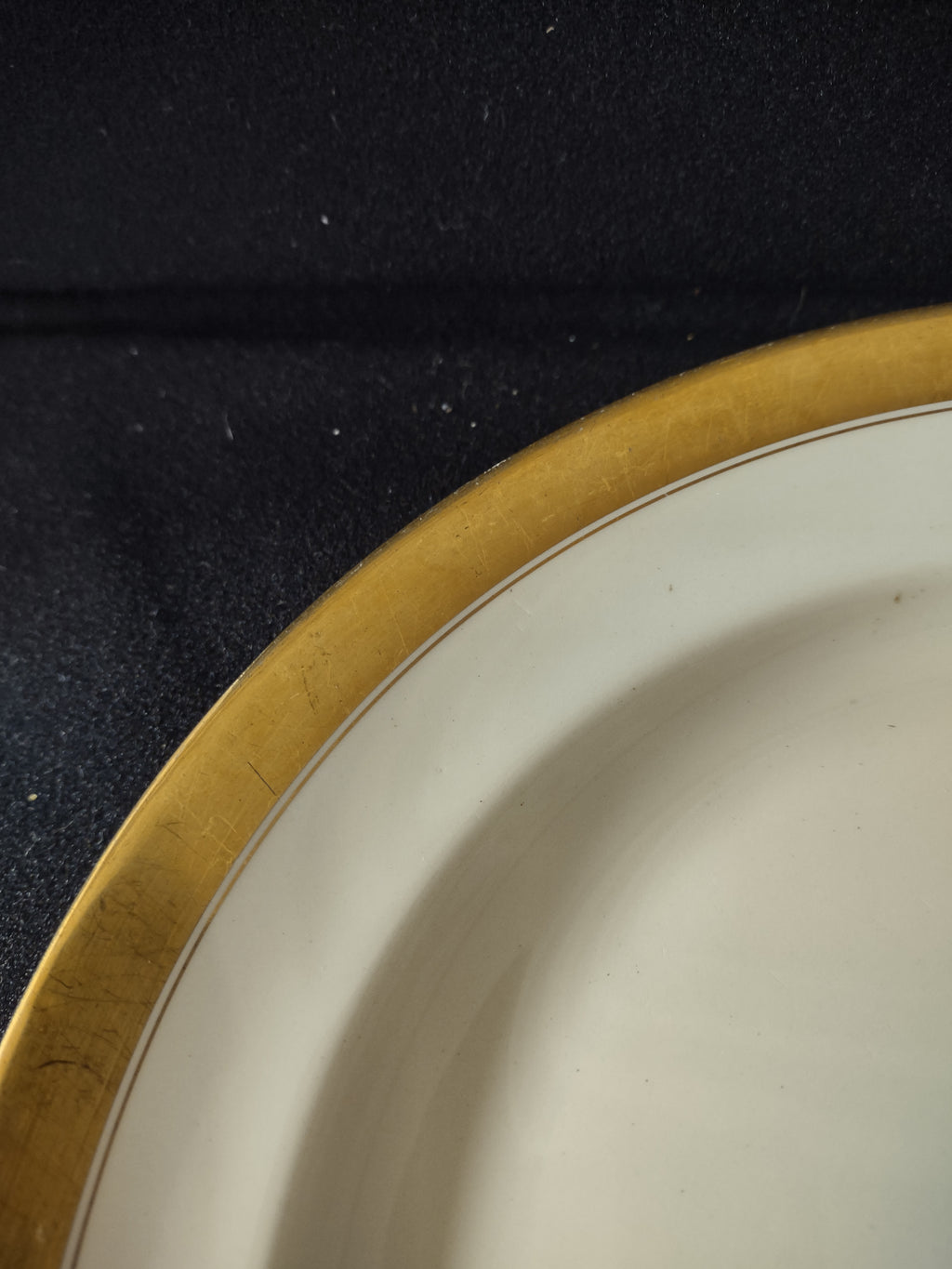 Vintage Johnson Brothers Dinner Plate Pareek Gold Rimmed Set Of 3 (Lot 5546)