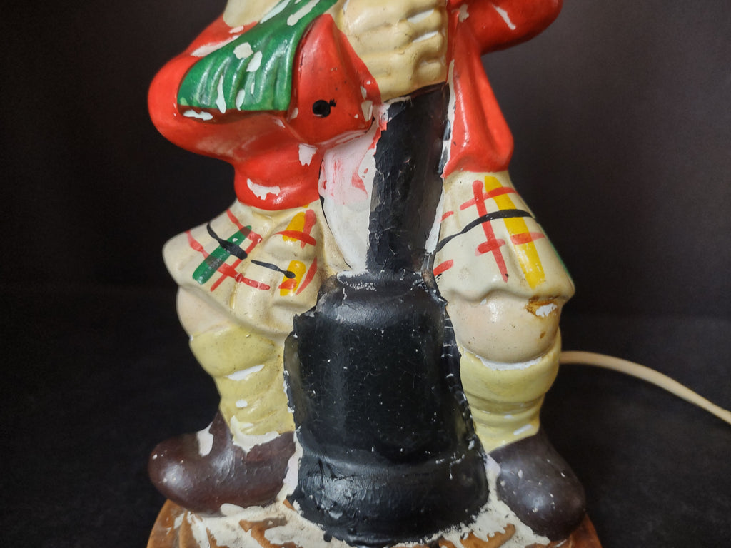 Vintage Lamp Post Scottish Drunk Man NO Shade Peeling Paint (lot 2585)