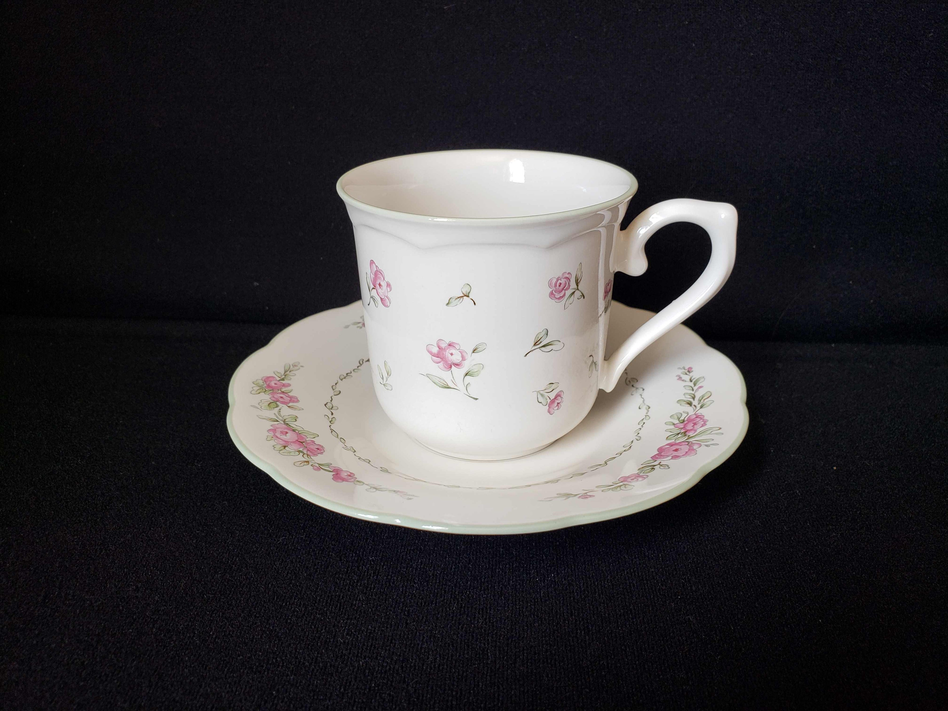 Vintage Lenox Lantana Pinafore Tea Cup with Saucer (lot 1936)