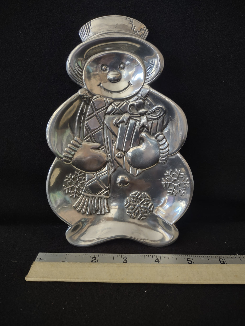 Christmas Snowman Pewter Colored Candy Dish Snowflakes Gift Scarf Hat (Lot 4167