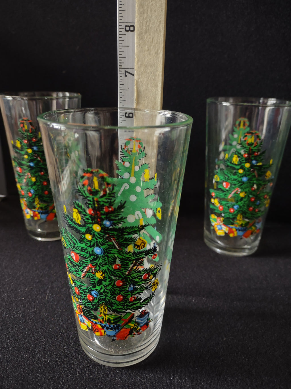 Vintage Indonesia KIG Christmas Tree Tumbler x 4 Drinking Glass (lot 5235)