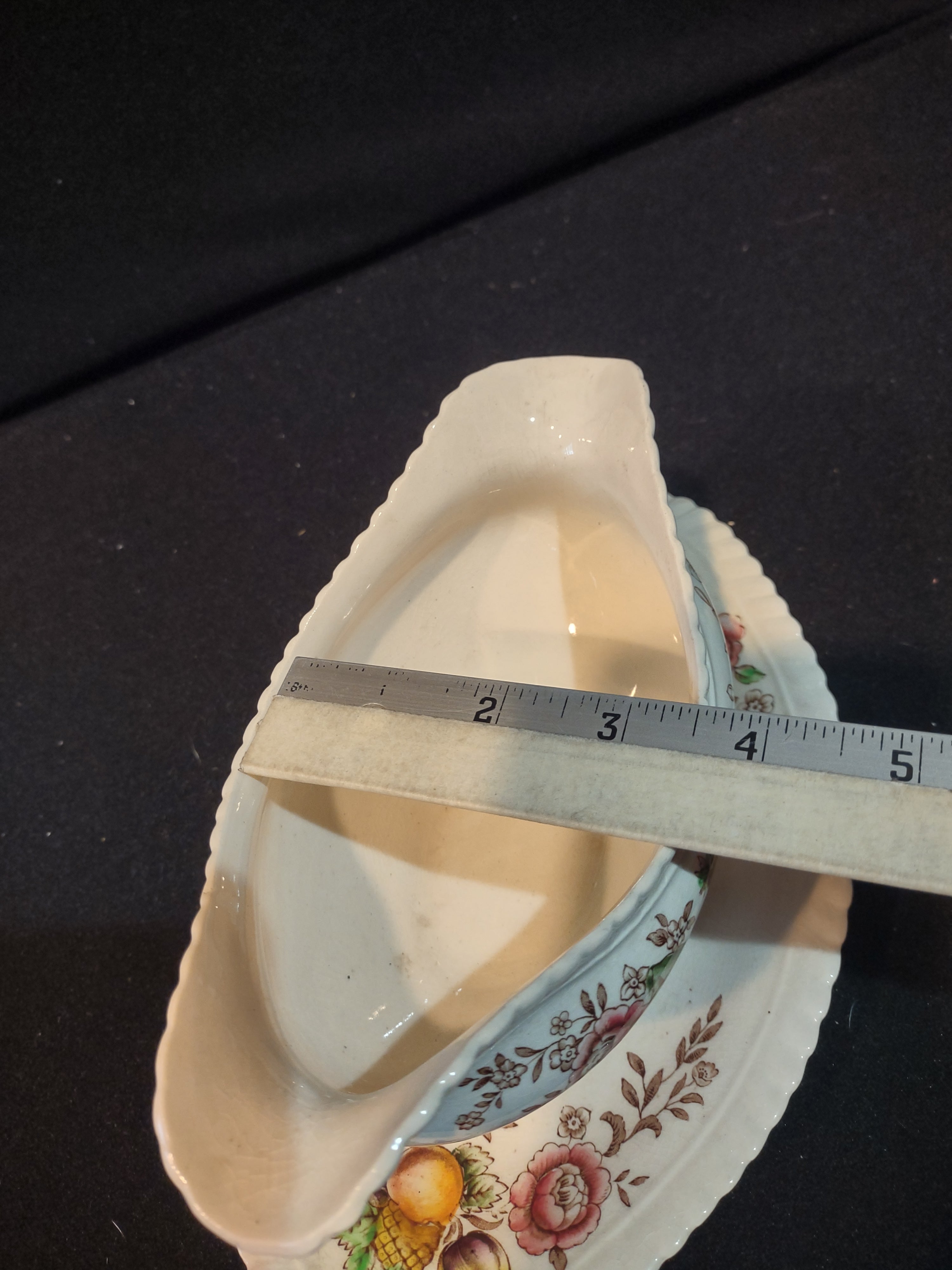 Vintage Johnson Pomona Windsor Ware Gravy Boat England Ironstone (lot 5612)