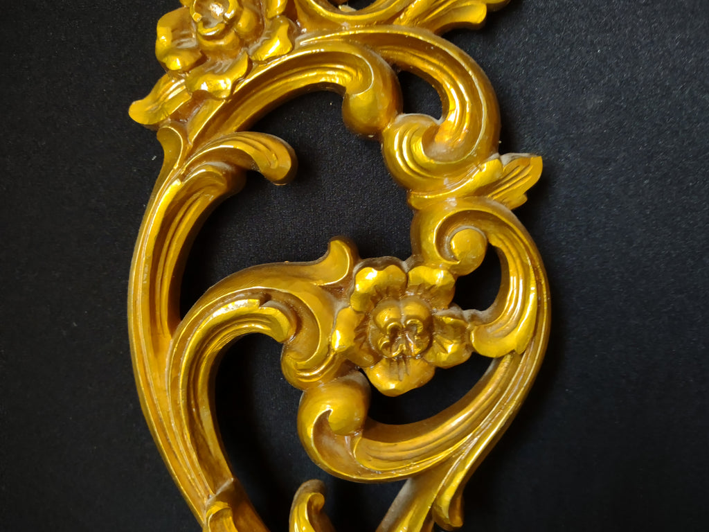 Vintage Syroco Wall Sconce Candle Holder Plastic Regency Ornate Golden (lot 1611)