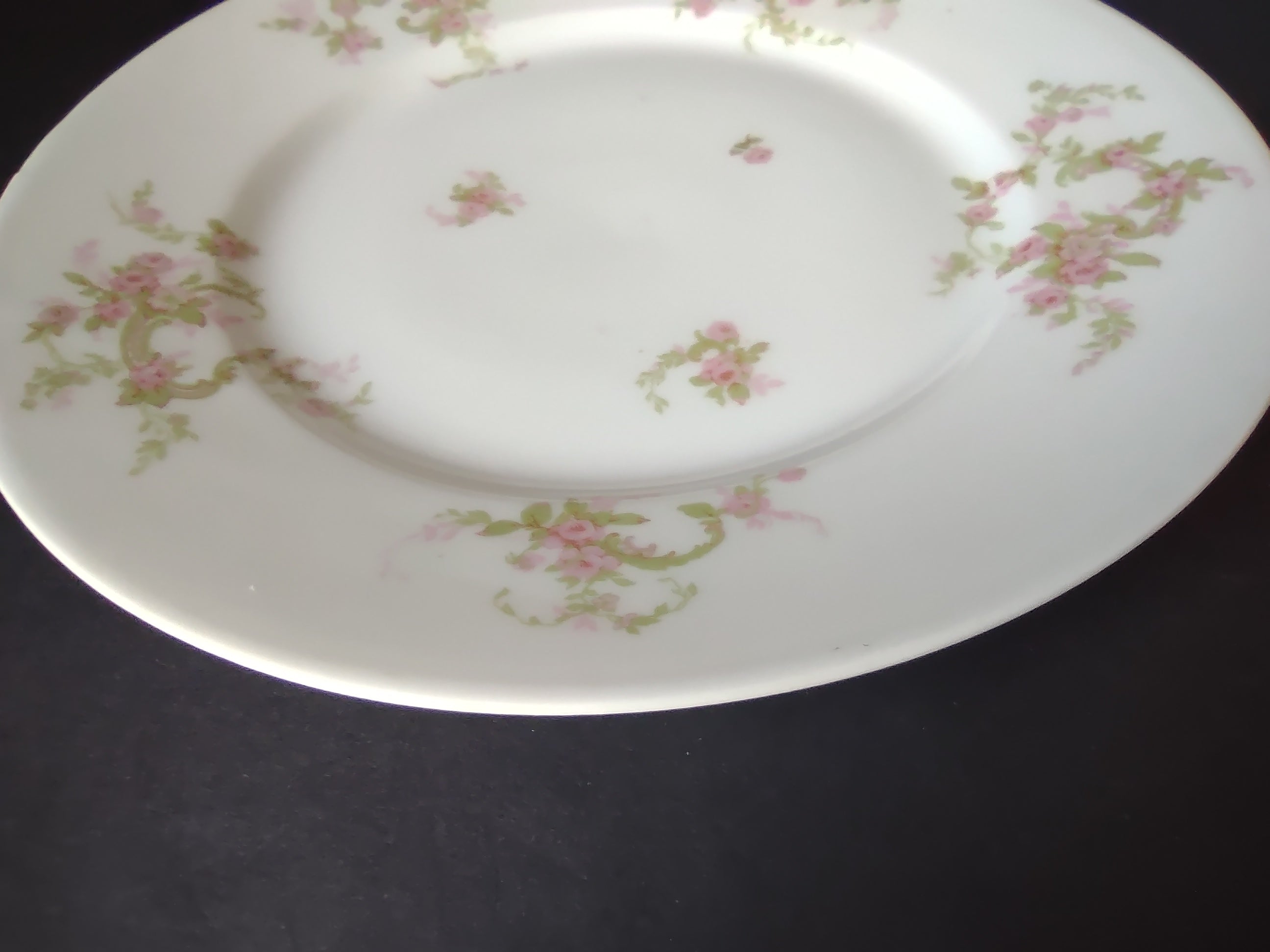 Haviland Limoges Dinner Plate Pink Rose Green Ribbon (lot 890)