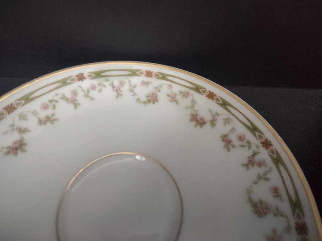 Haviland Limoges Schleiger 346 Red Rose 3 x Tea Cup (lot 542)