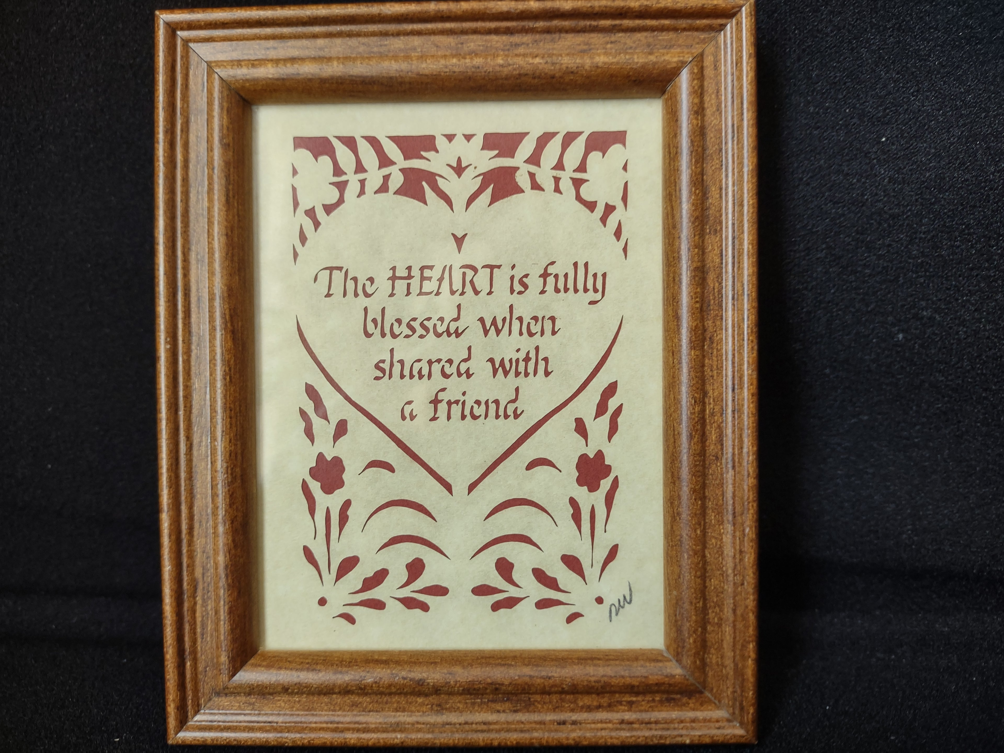 Vintage Designs with Scissors Picture Heart Blessed Friend (lot 1777)