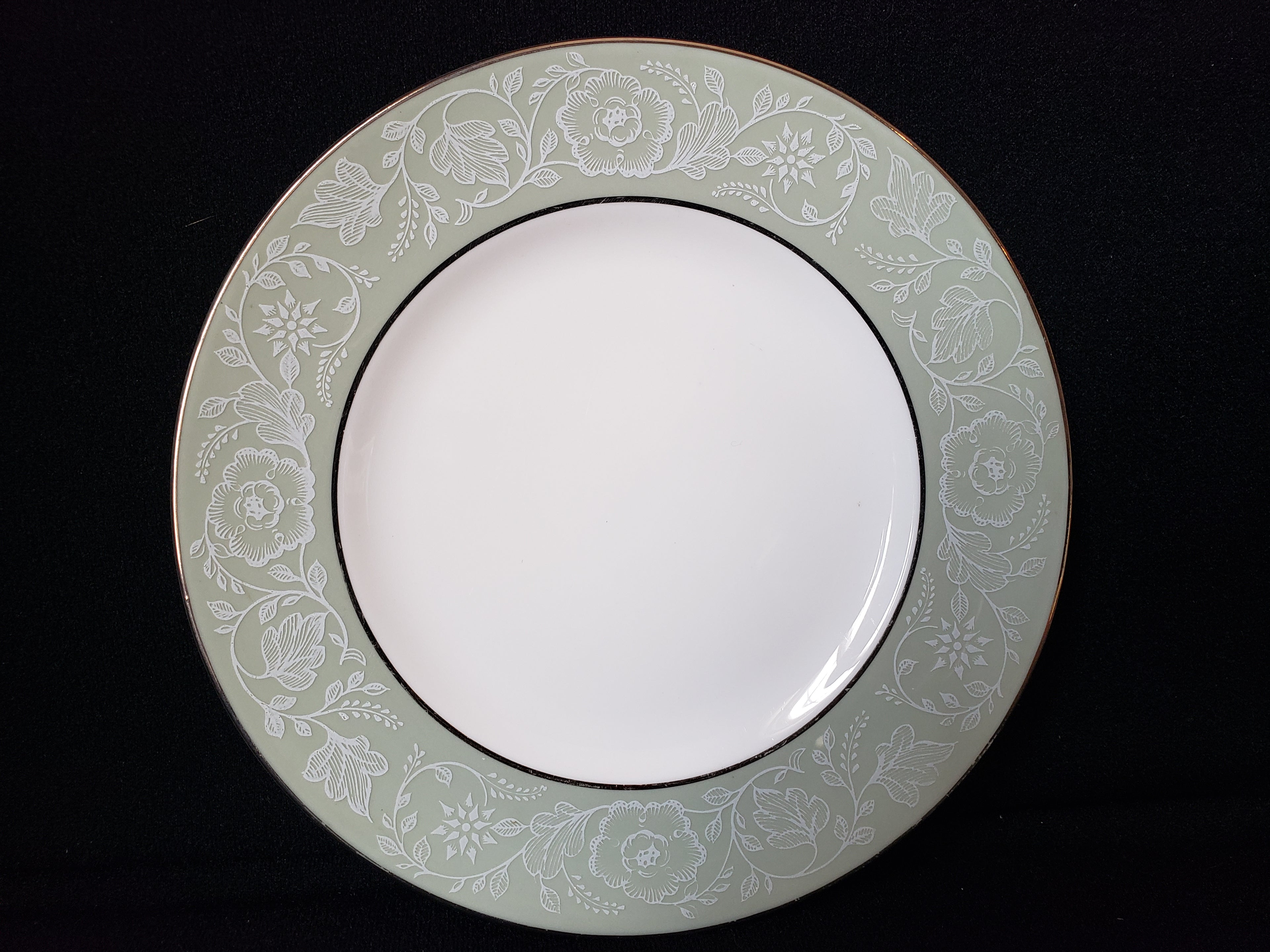 Vintage Royal Worcester Mirage Bread or Dessert Plate 6" (lot 2106)