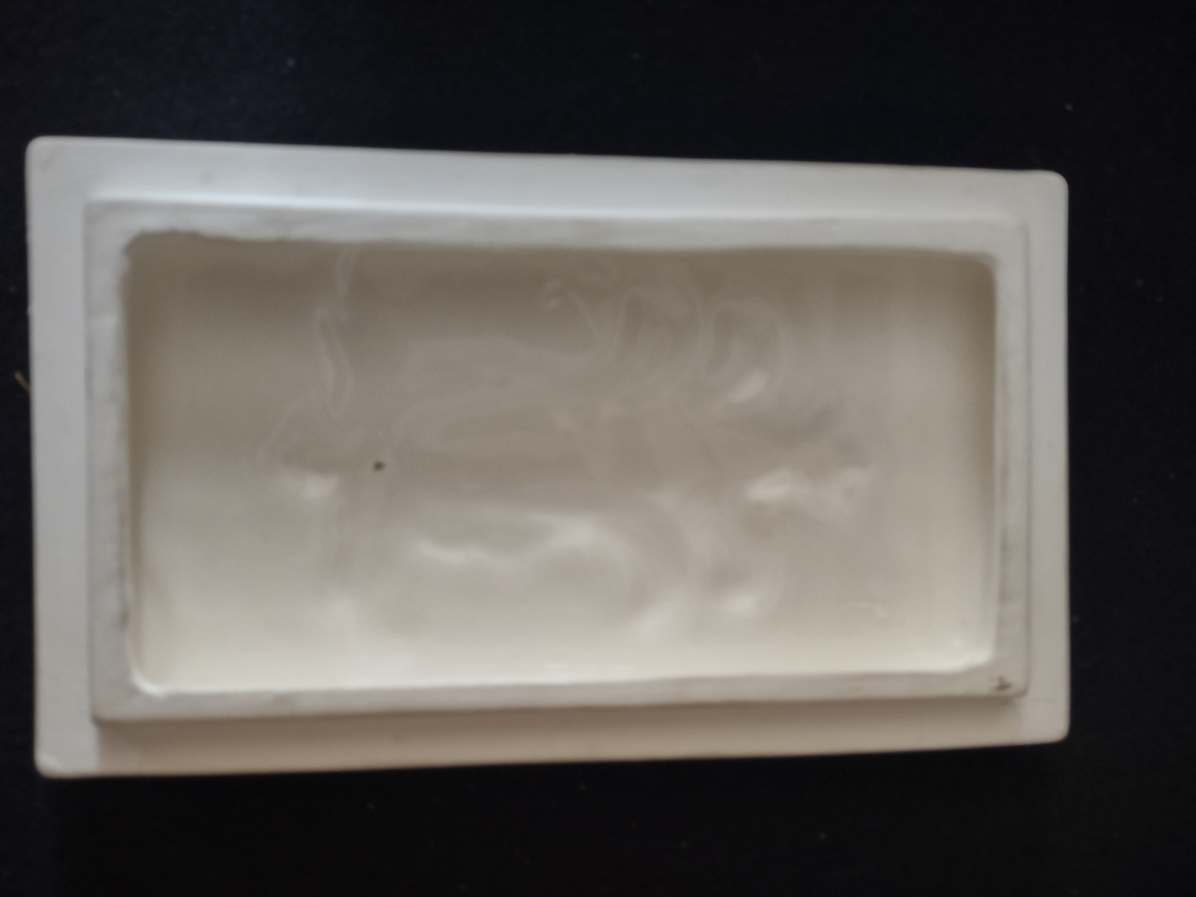 Vintage Trinket Box Raised Patterns Crossed Arrow Mark On Bottom (Lot 3319)