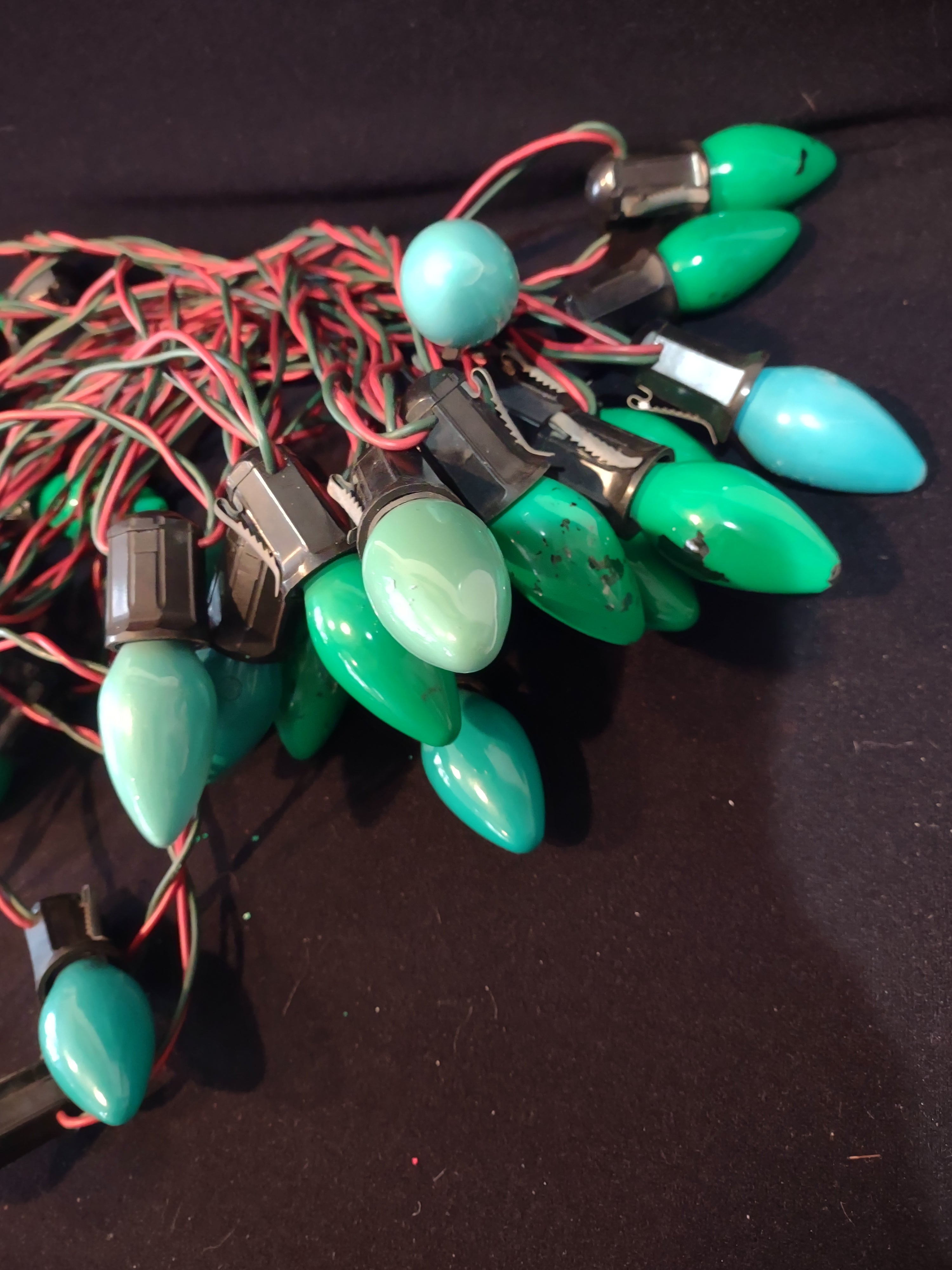 Christmas String Lights Vintage 39 Socket C9 Bulb NEED One light fixed lot 3290