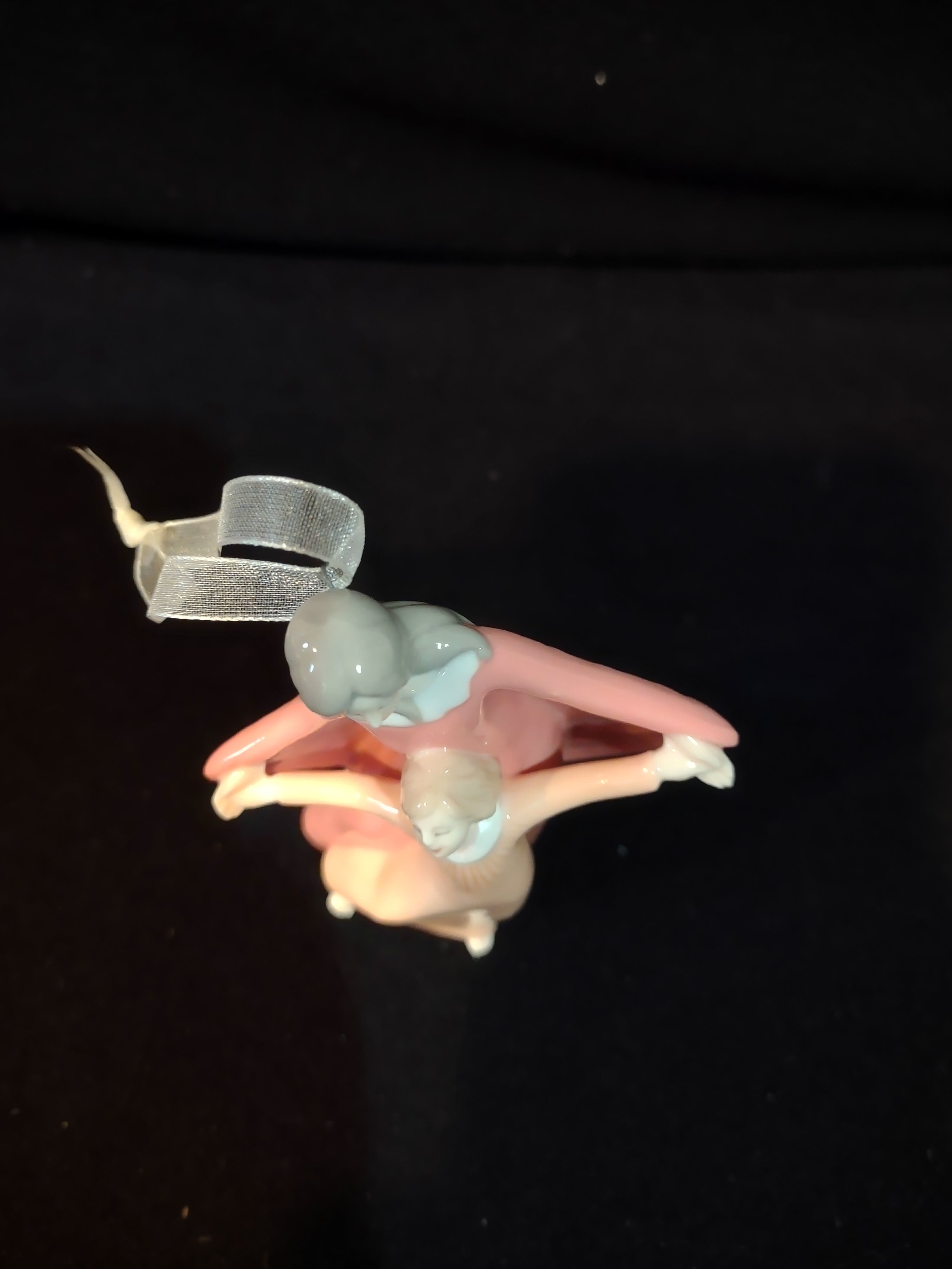 Vintage 2004 Hallmark Christmas Ornament Protector Angels Touch (Lot 4109)