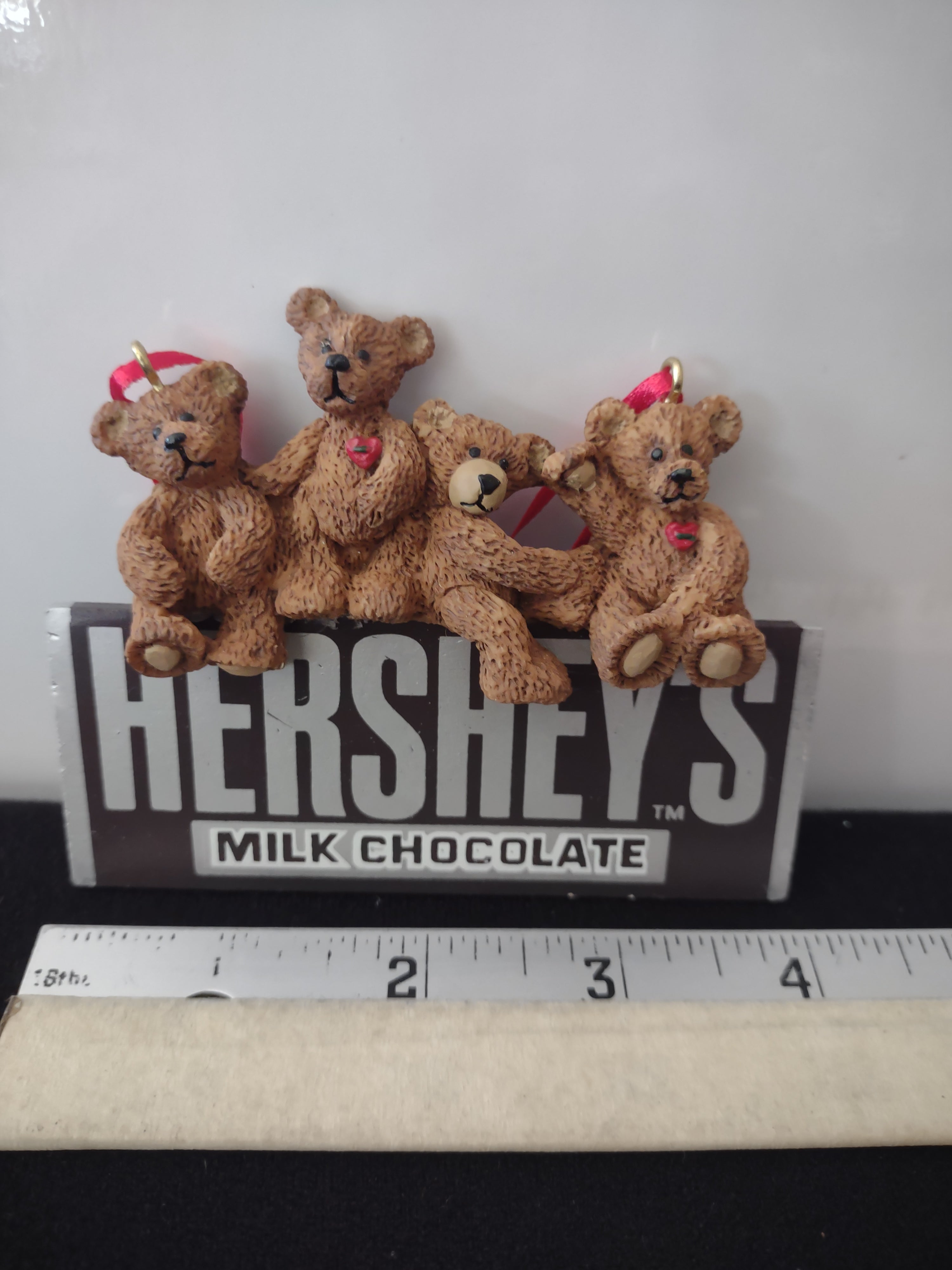 Hershey's Chocolate Christmas Ornament 4 Bears Candy Bar (Lot 4175)