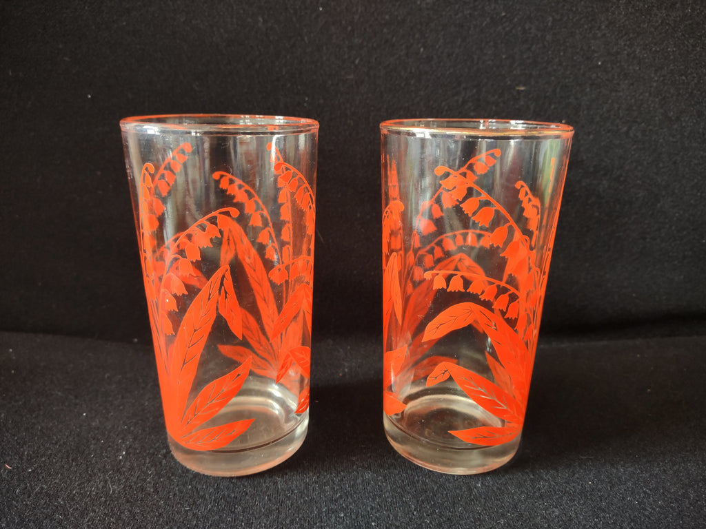 Vintage MCM Lilly of the Valley Red Drinking Tumbler Glass x 2 (lot 5163)