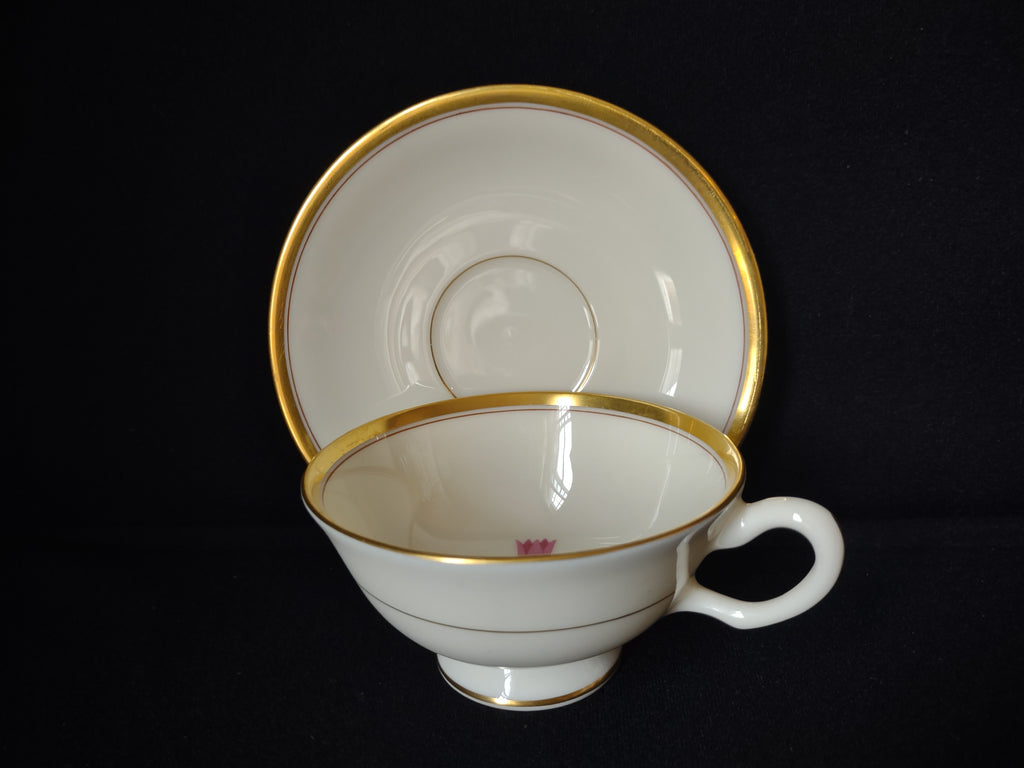 Vintage Lenox Bradford Tulips Gold Trim Tea Cup with Saucer (lot 1827)