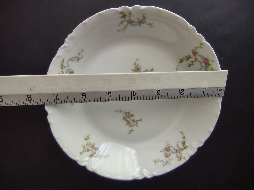 Haviland Limoges Cream Soup Plate White Scalloped Edge Rose Blue Ribbon (lot 855