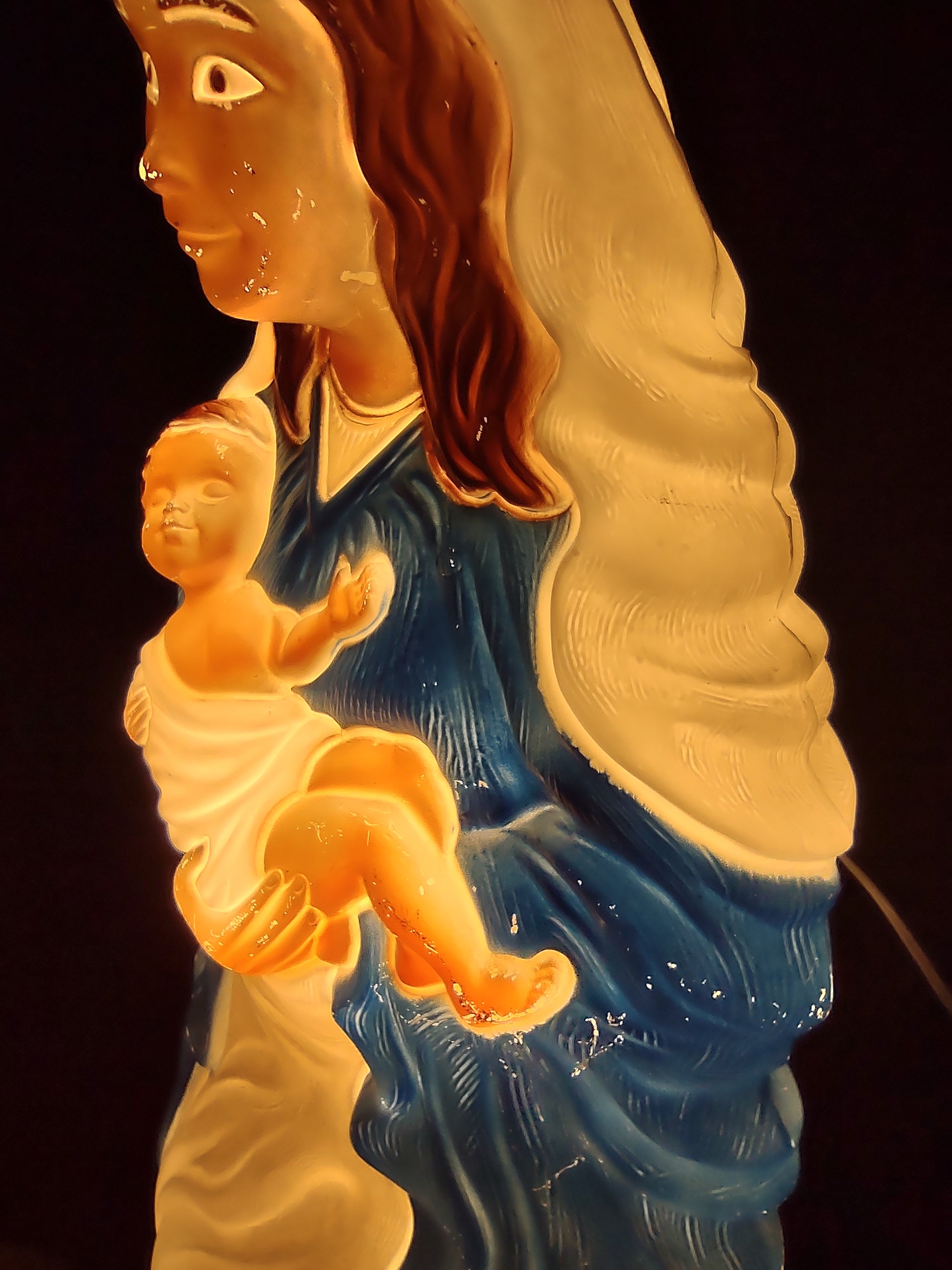 Vintage Christmas Nativity Mary Blow Mold Light Up 28"(lot 1311)