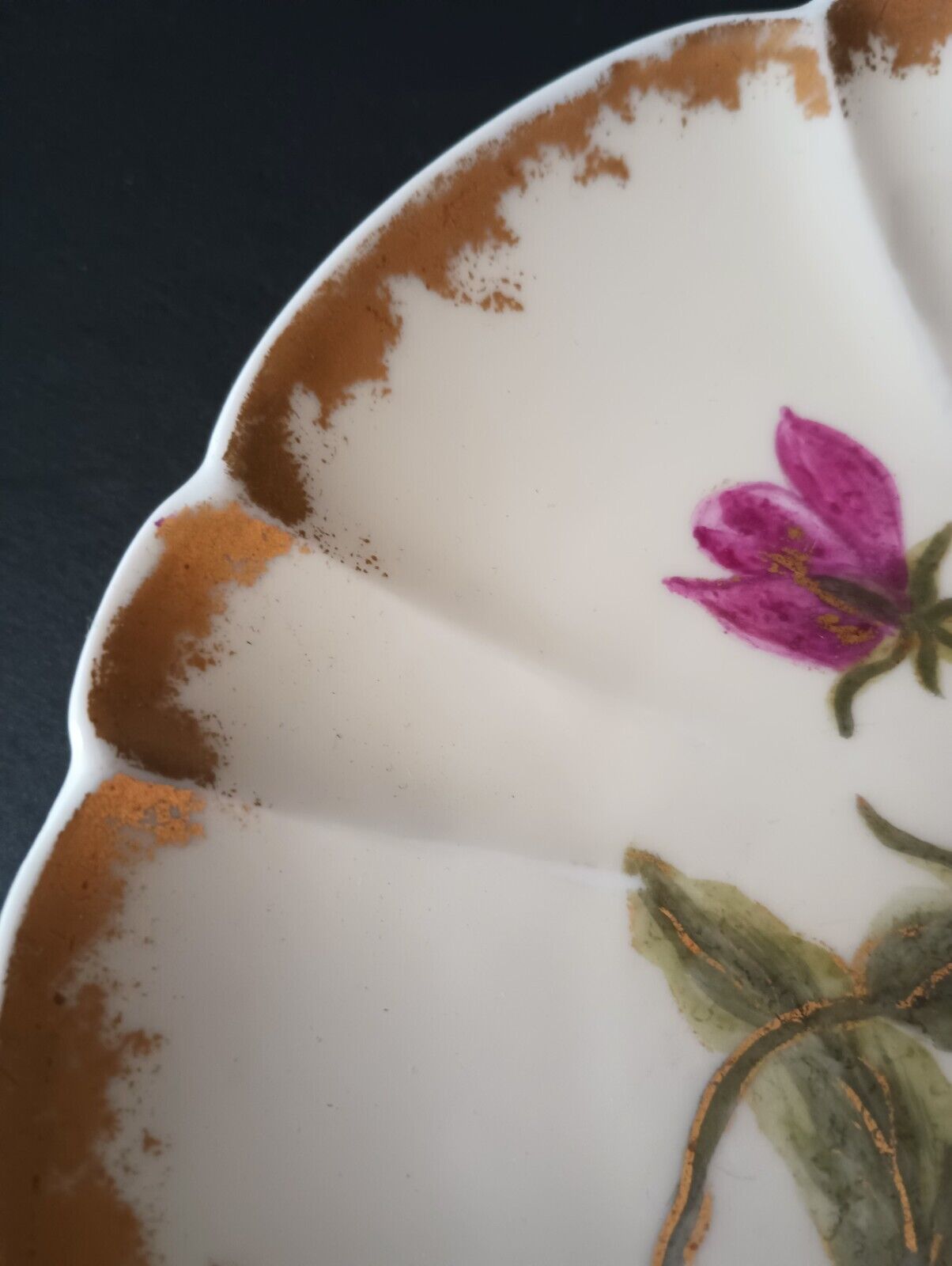 Haviland Limoges H&Co Pansies Gold Trim Plate 7-1/4" (lot 369)
