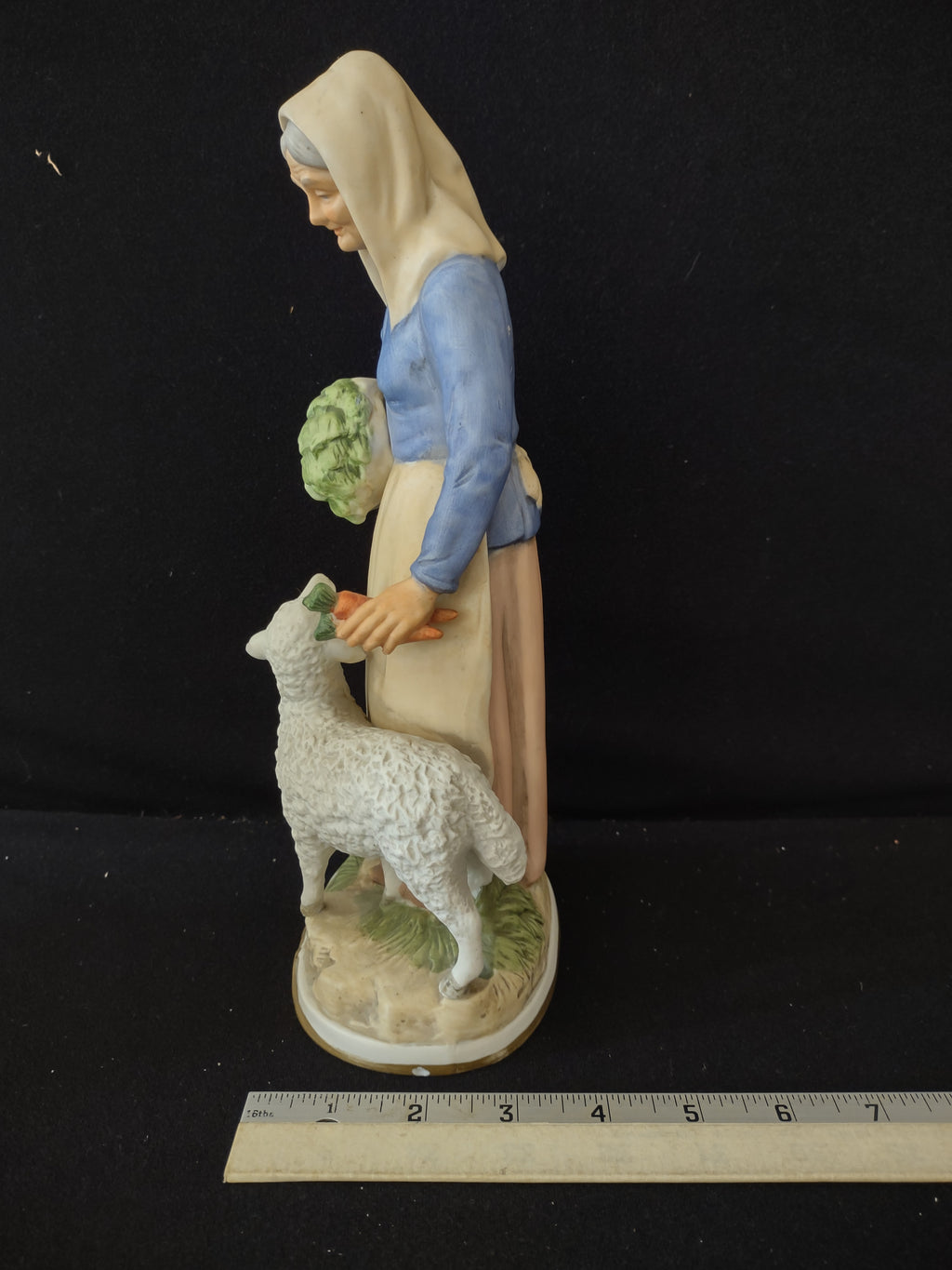 Vintage Homco Ceramic Farmer Woman Feeding Sheep (Lot 3921)
