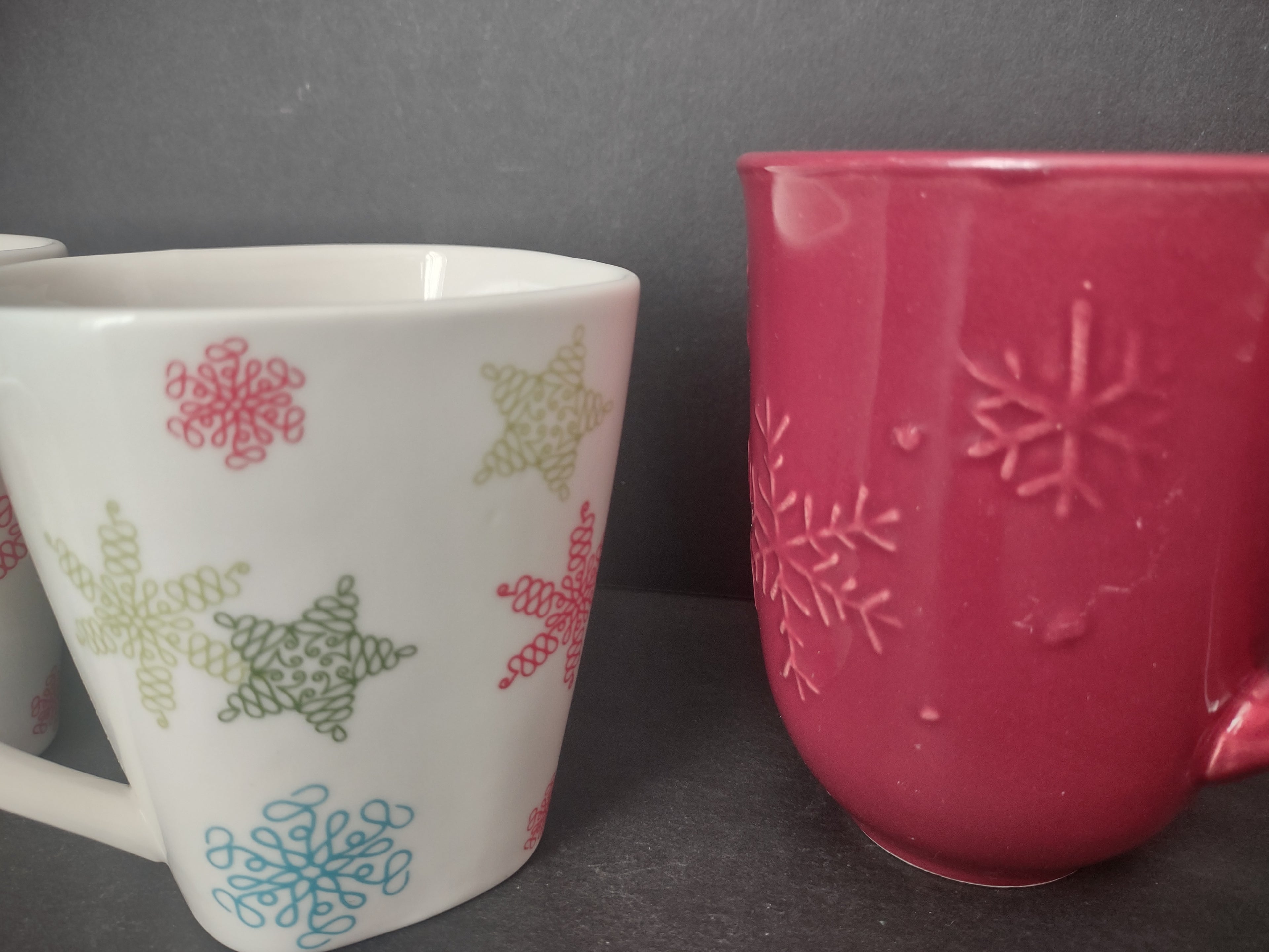 Christmas Snowflake Star Mugs 3 x Starbucks 2 Red Maroon Coffee Cup (lot 1216)