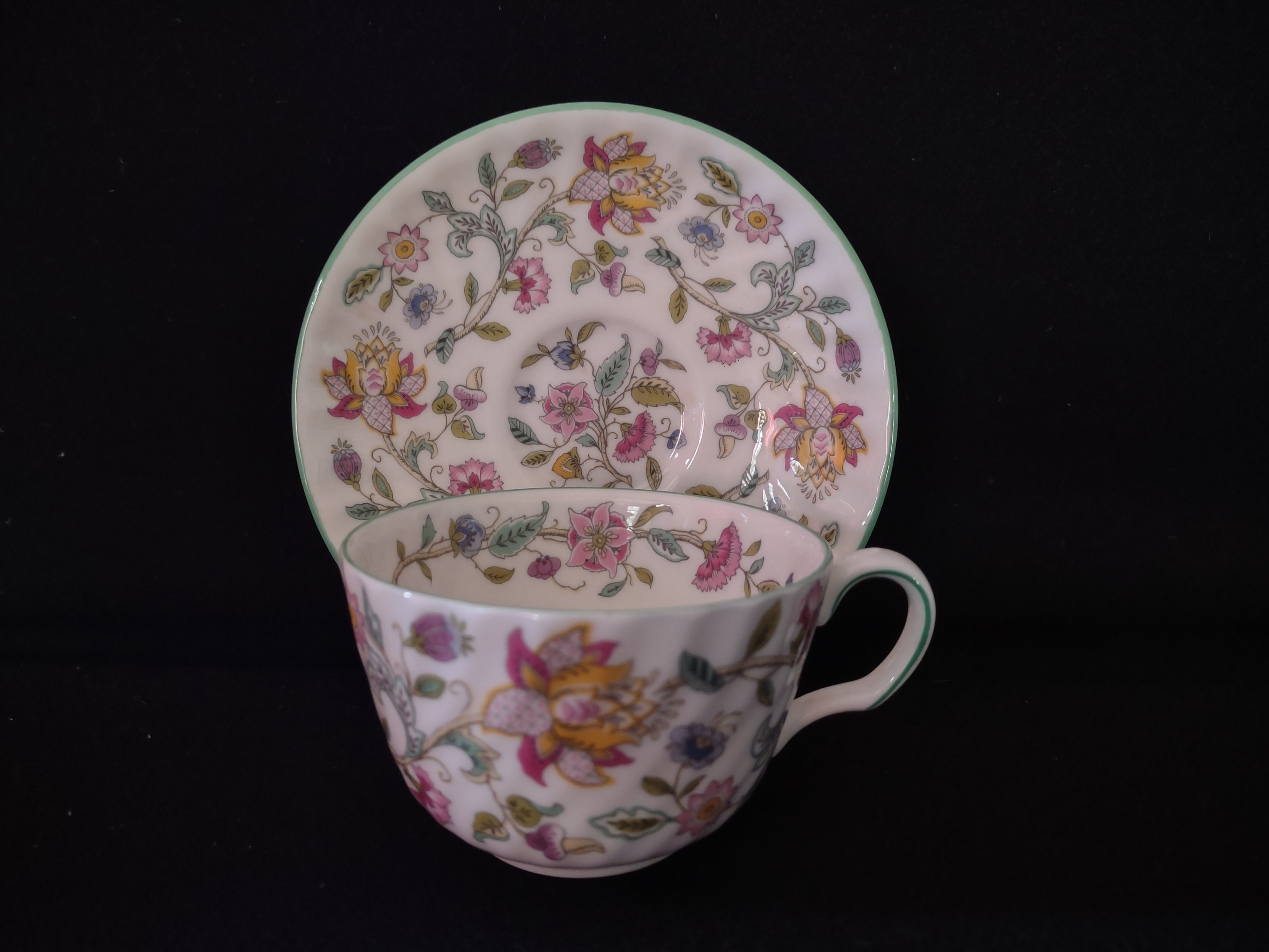 Vintage Minton Haddon Hall Tea Cup Saucer England Bone China Floral (Lot 5445)