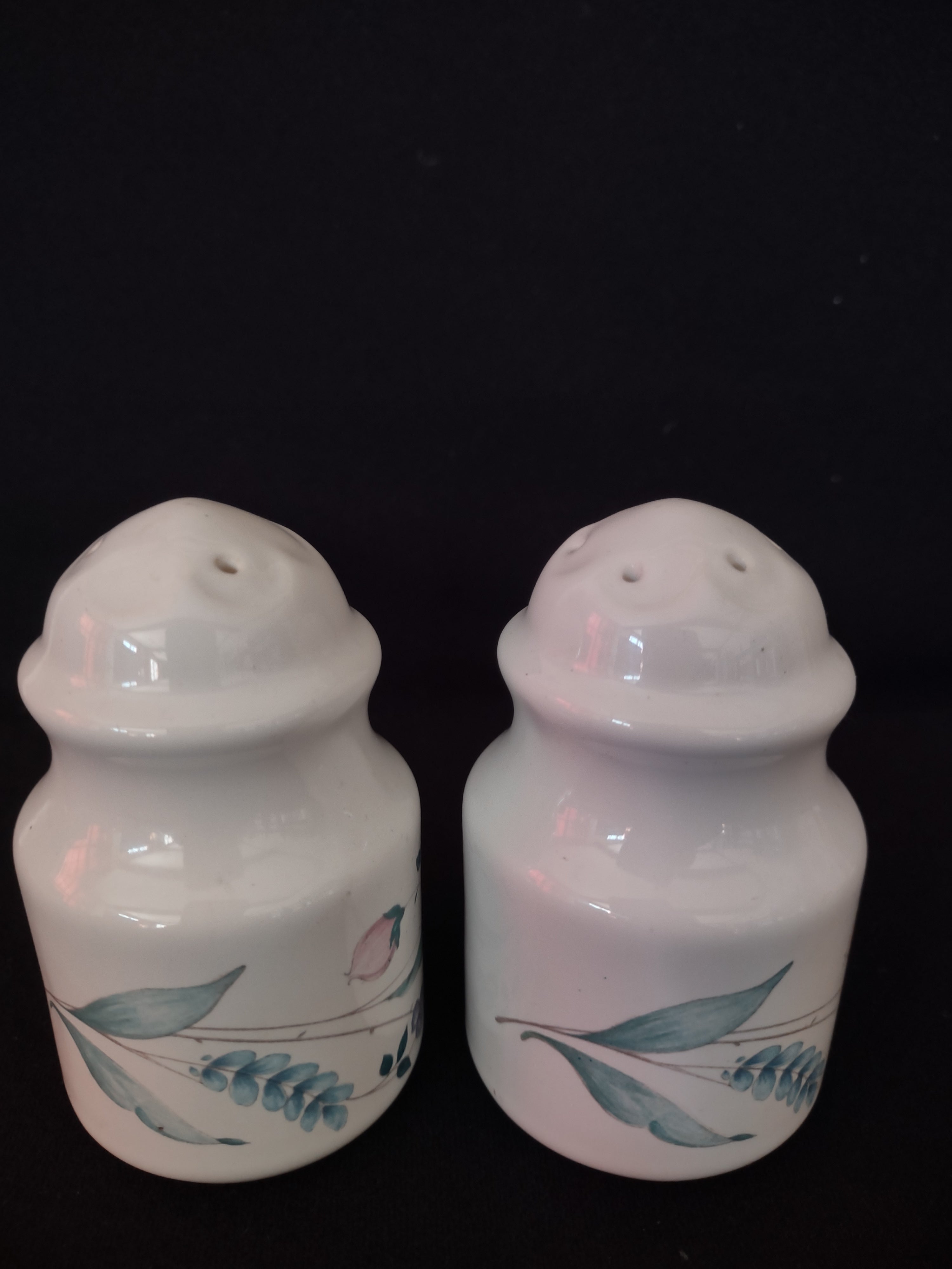 Vintage Pfaltzgraff Salt Pepper Shakers April Pattern Spring Flowers (Lot 5021)