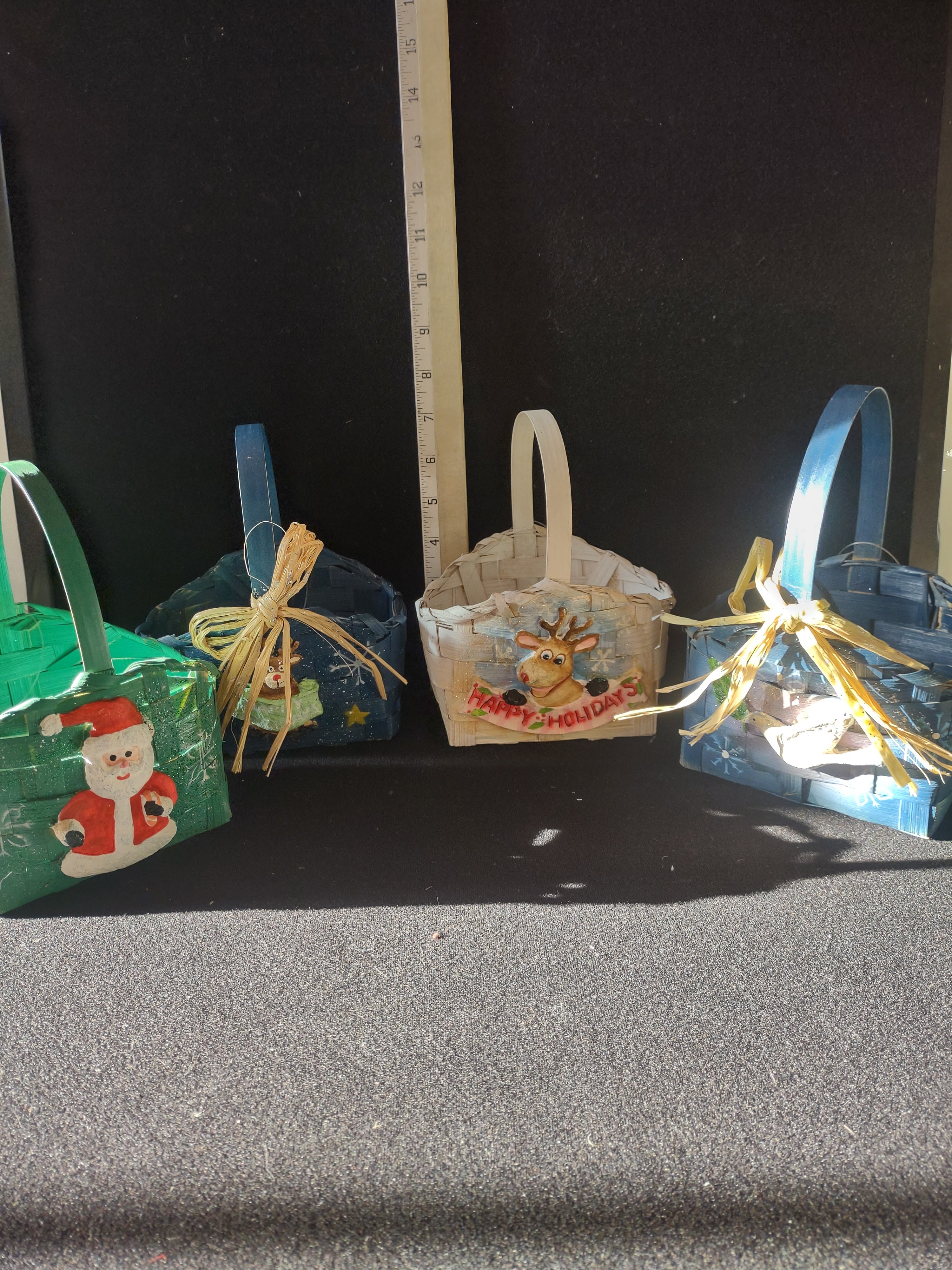 Christmas Woven Gift Treat Baskets Dove Reindeer Santa Set Of 4 (Lot 4669t)