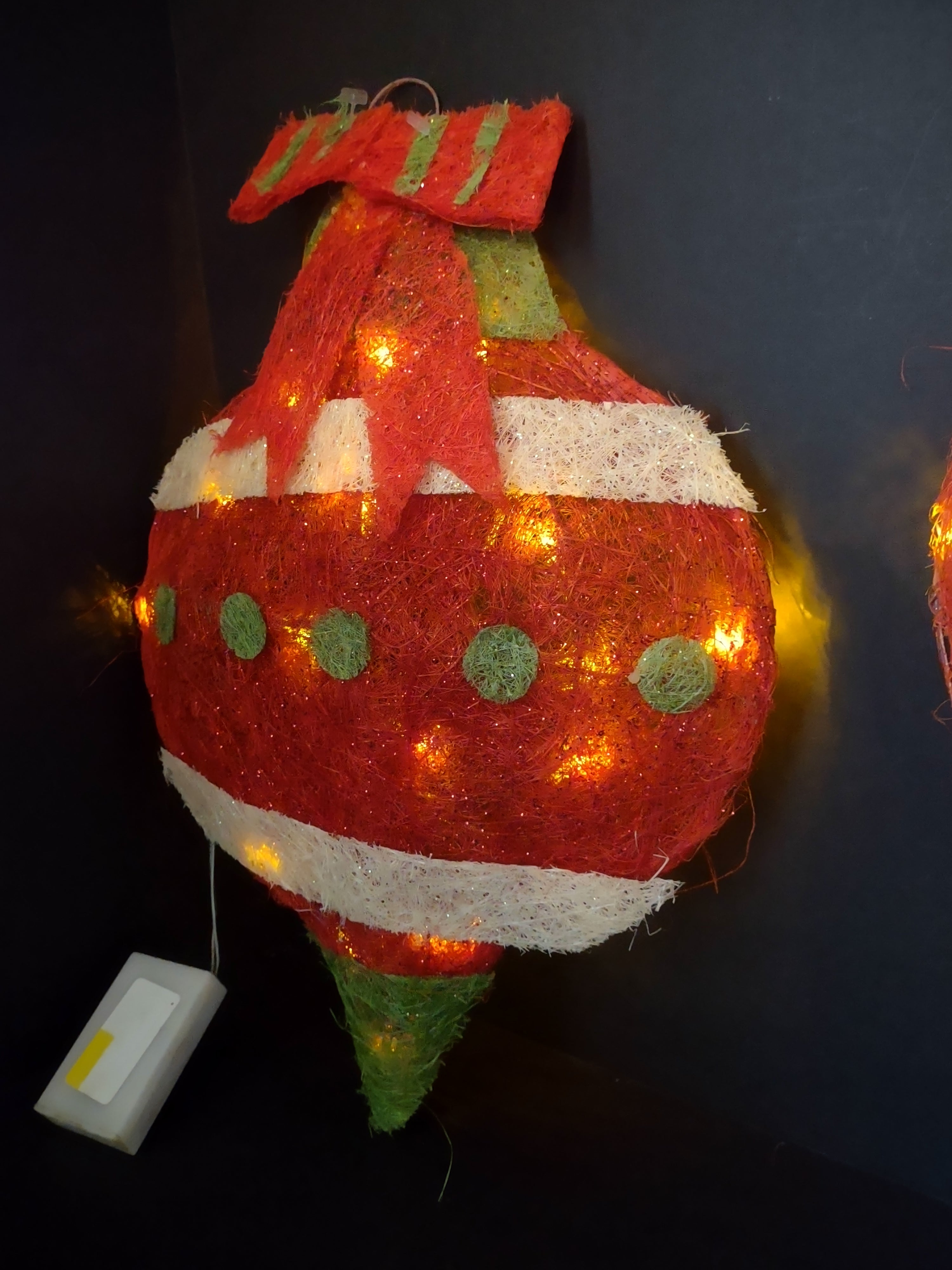 Christmas Light Up Battery Operated Blinking Ornament Wall Decor 16" (lot 1385)