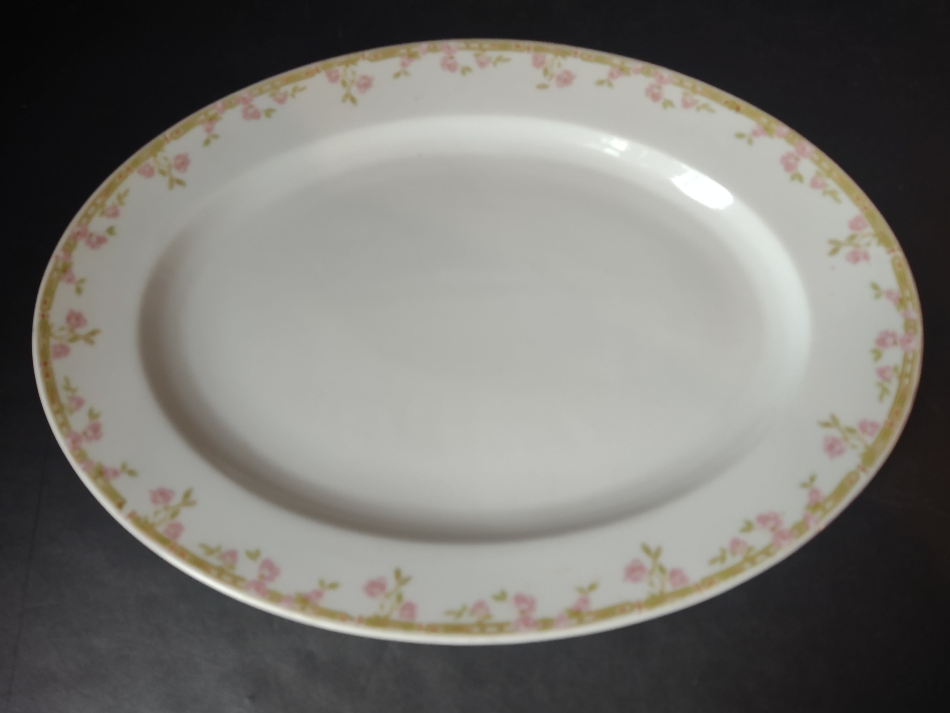 Vintage Bavaria Oval Serving Platter 14" x 10" Roses (lot 2619)