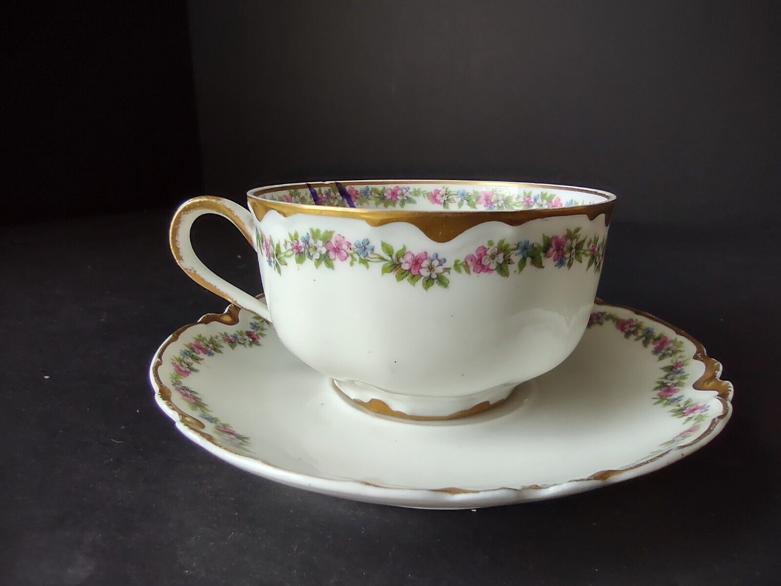 Haviland Limoges Gold Trim Pink Flower Garland Teacup & Saucer IMPERFECT lot 707