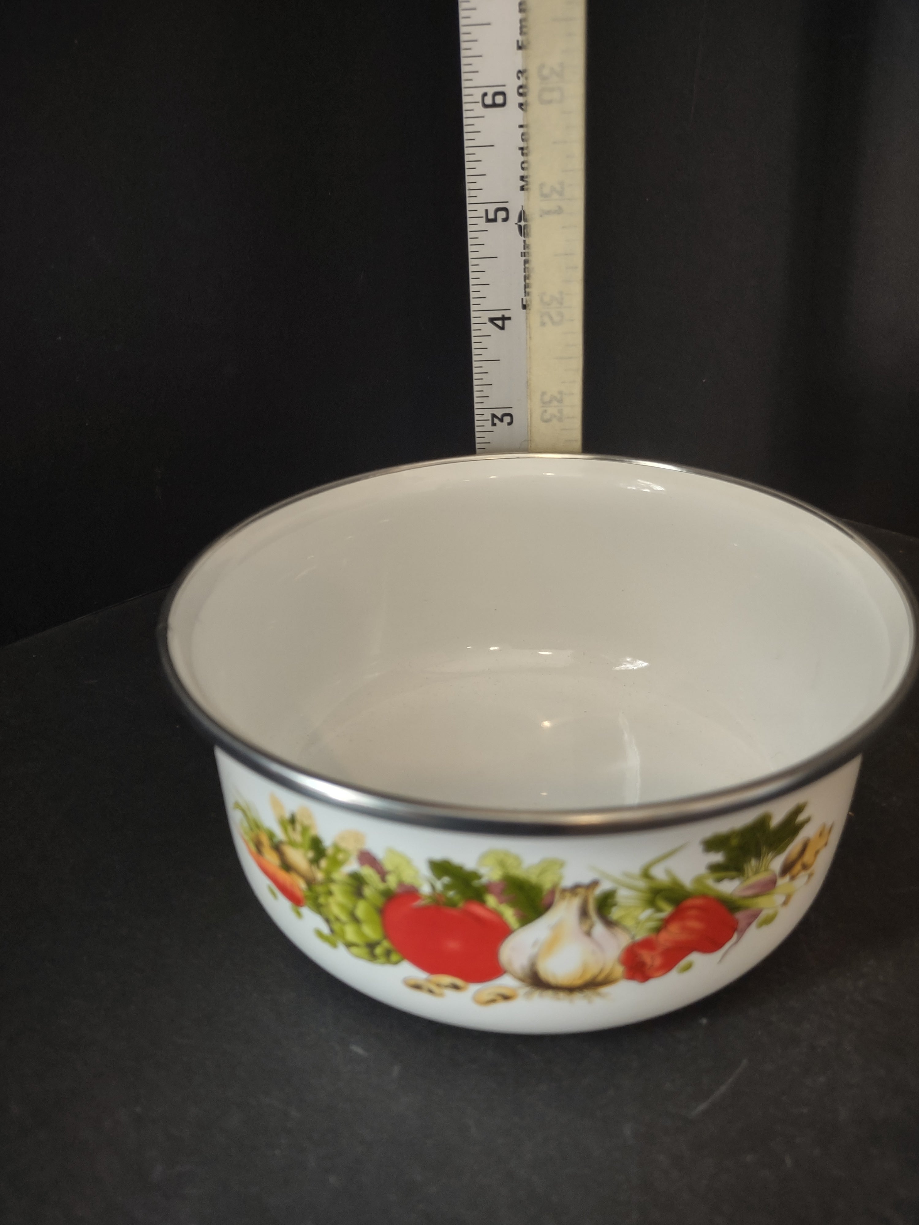 Vintage Riviera Porcelain on Steel Cook & Serve Set Container Lid (lot 2972c)