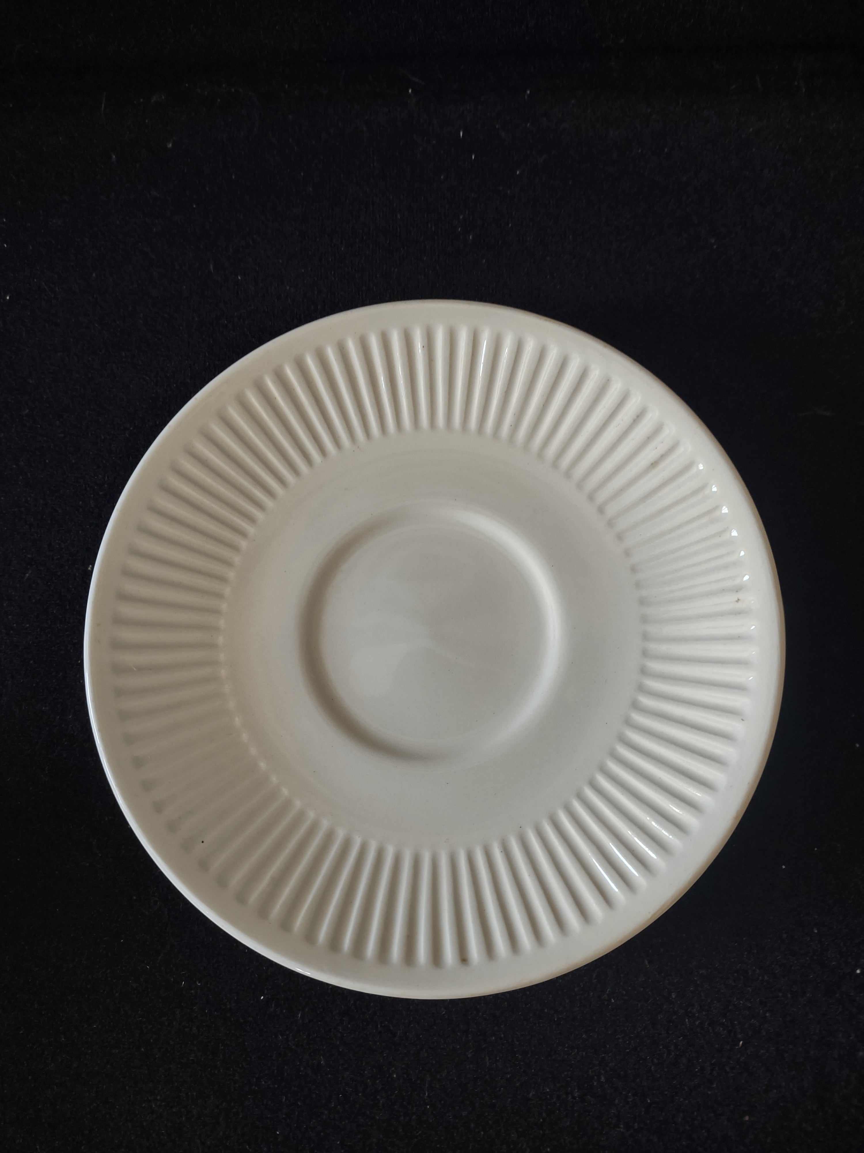Vintage Johnson Brothers Saucer Ironstone Athena Set Of 5 (Lot 5654)