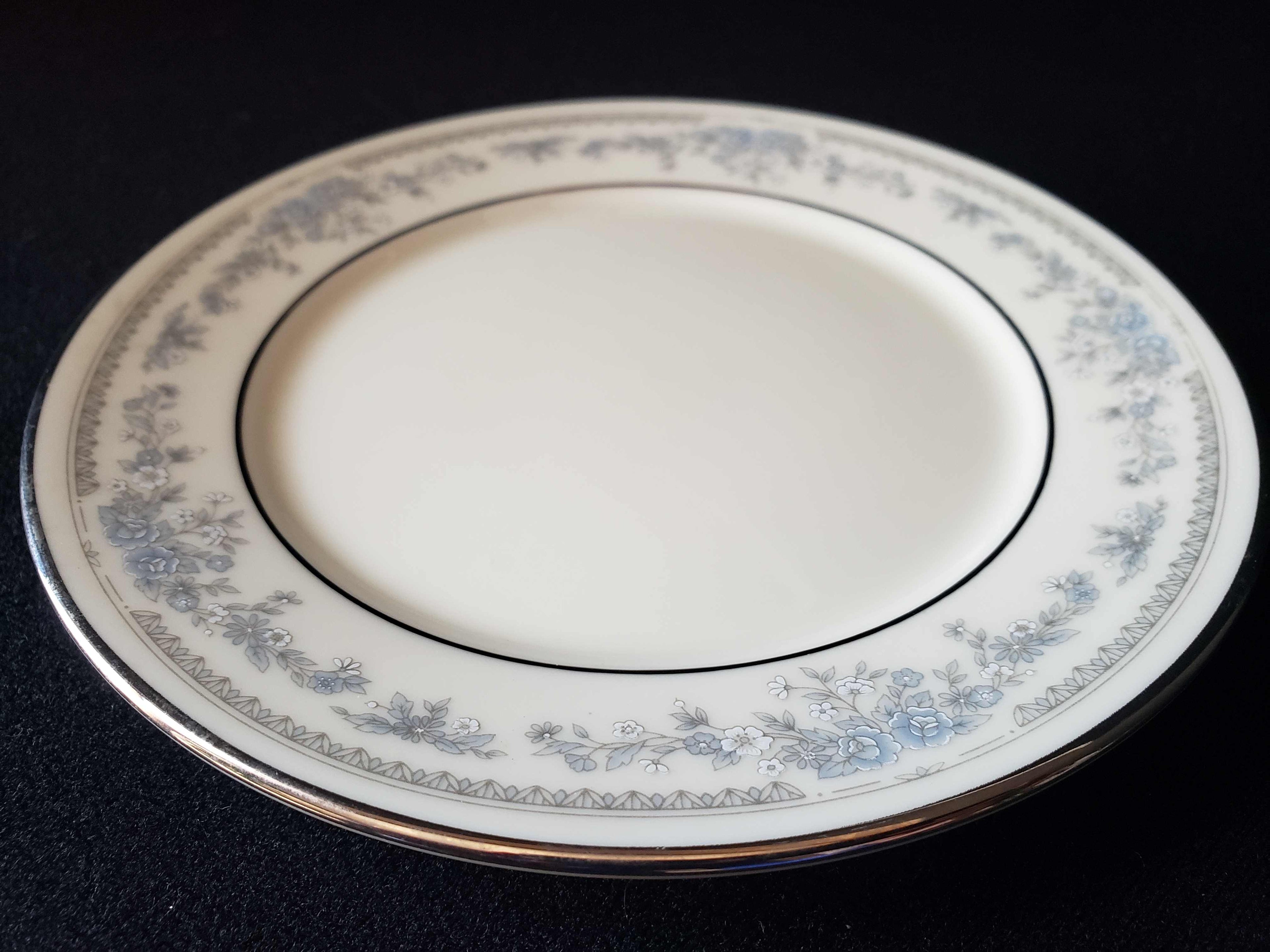 Vintage Lenox Reverie Bread or Dessert Plate 6-1/2" (lot 1961)