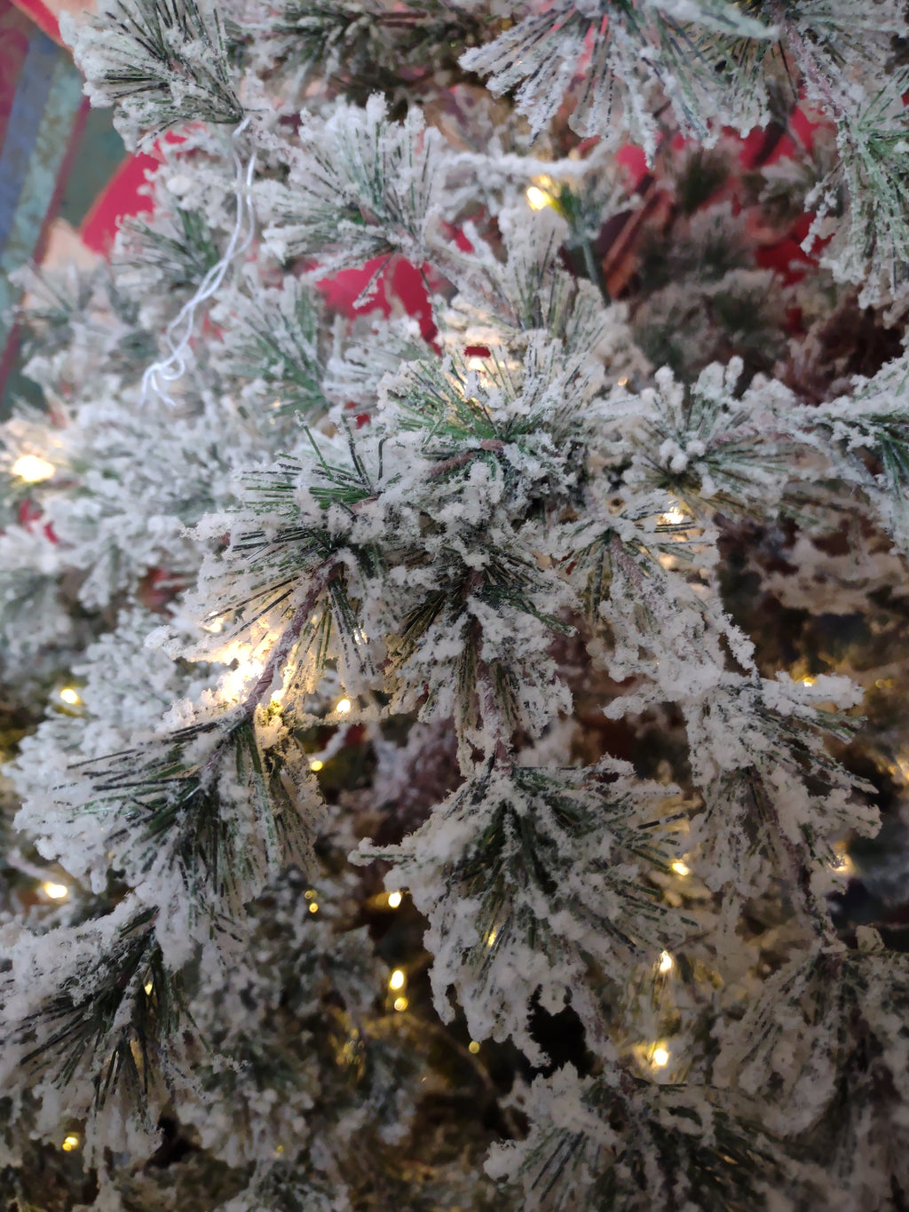 Christmas Tree Green Flocked LED White Light 6-1/2" (lot 3488)