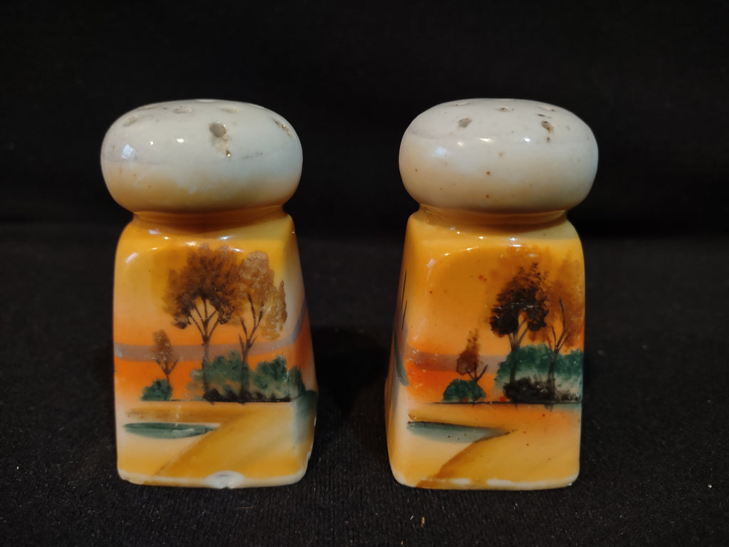 Vintage Japan Ceramic Salt Pepper Shaker Lake Trees Orange IMPERFECT (lot 5371)