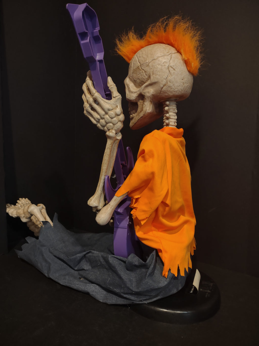 Vintage Skeleton Halloween For Parts - NOT Working (lot 2547j)