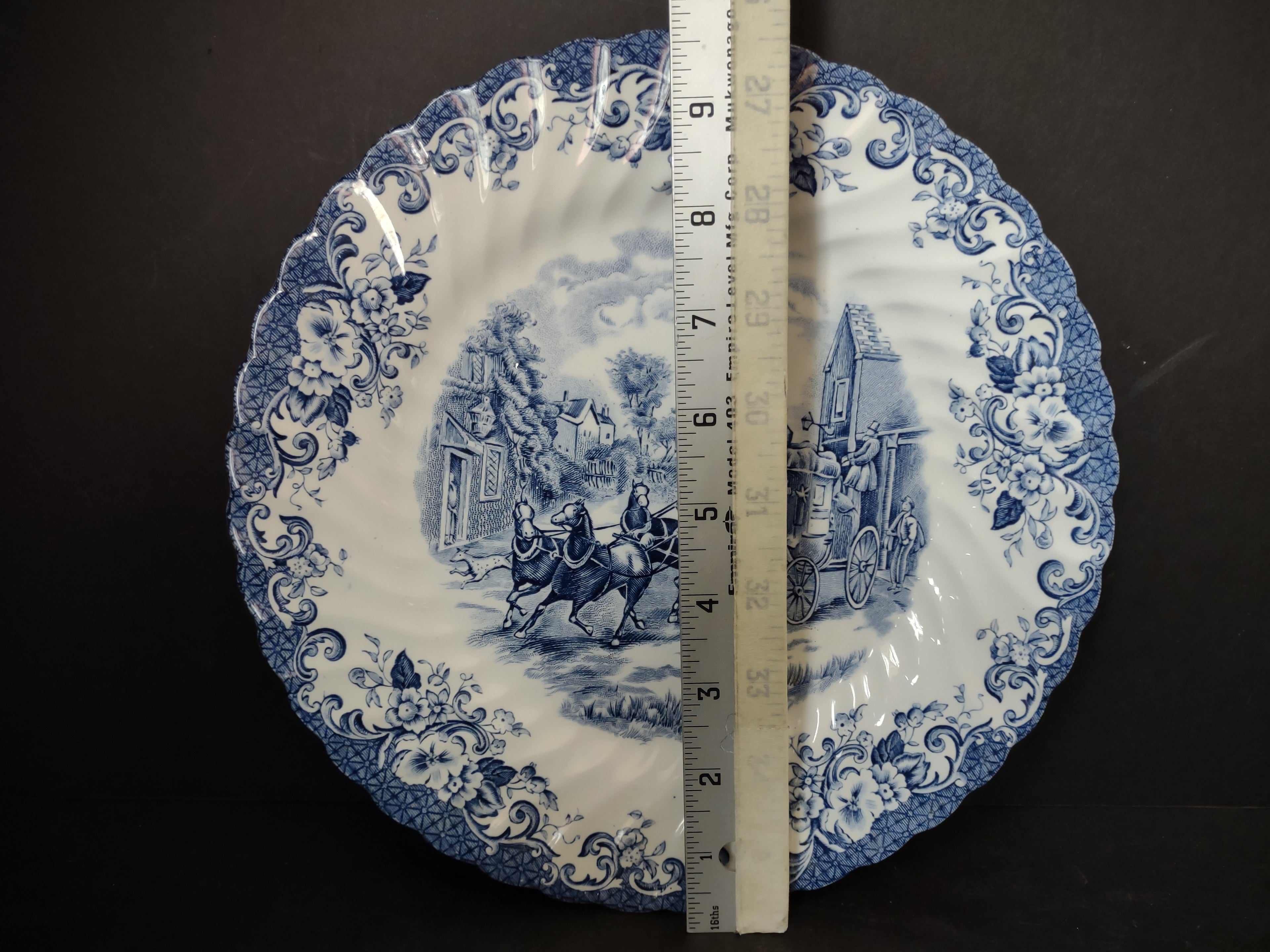 Vintage Ironstone Coaching Scenes Johnson Bros Dinner Plate (lot 5562)