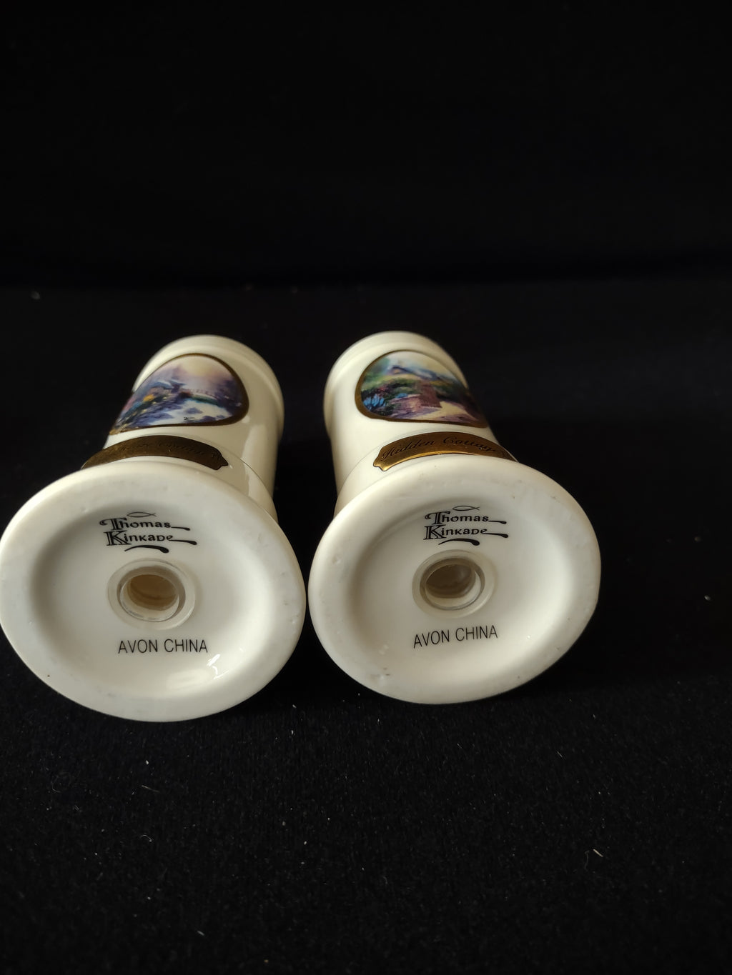 Avon Thomas Kinkade Salt Pepper Tray Sweet Heart & Hidden Cottage (Lot 3683)