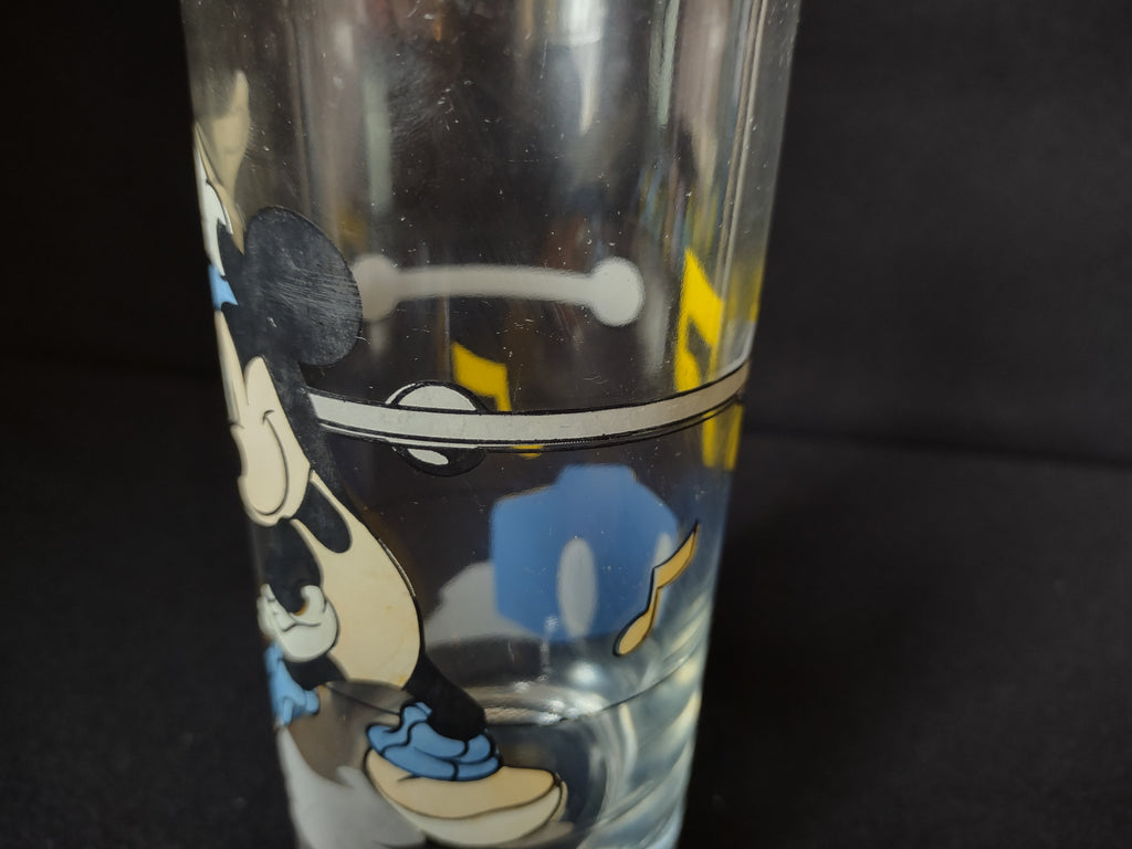 Vintage Minnie Mouse Jazzercise Boombox Drinking Glass (lot 1541)