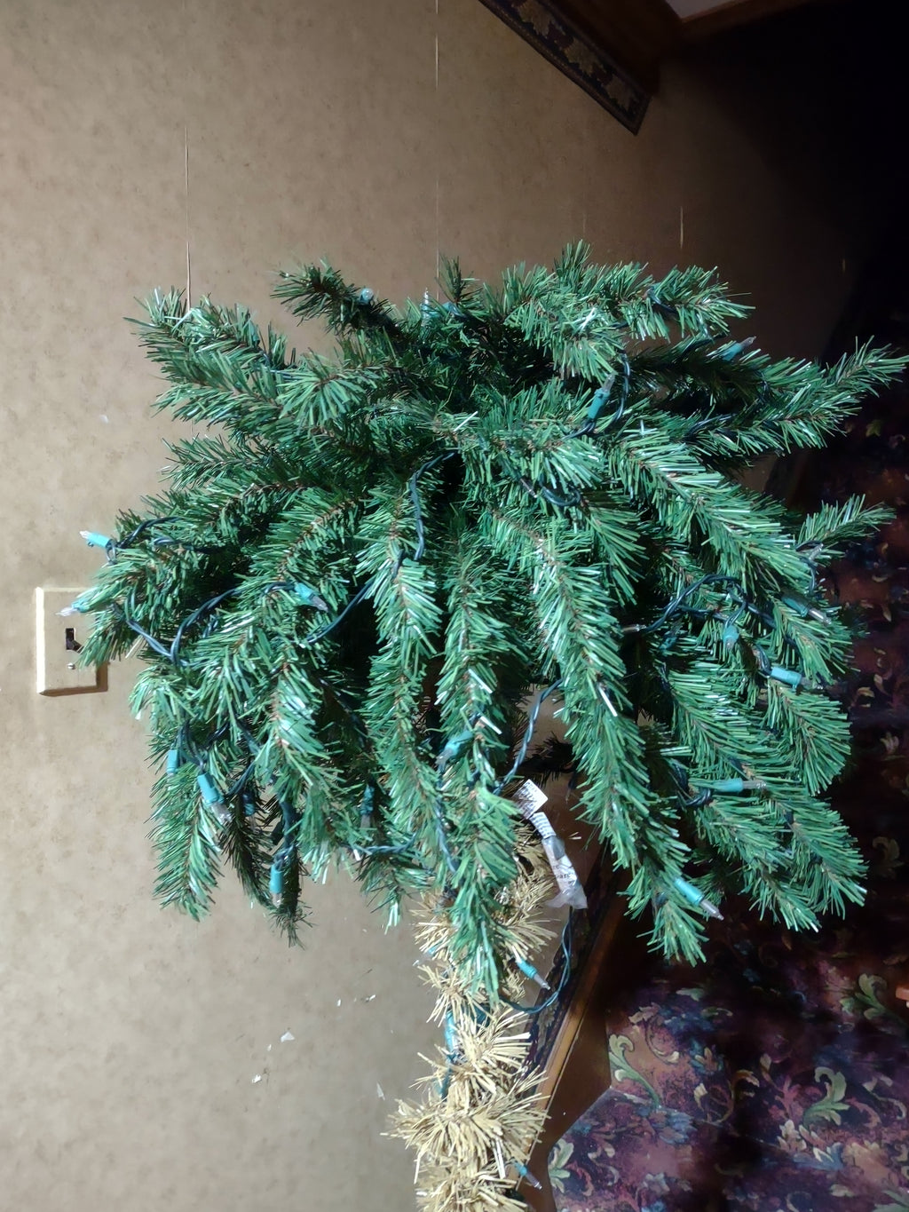 Artificial Prelit 5.5 Ft Palm Tree some Lights Need REPLACED (lot 3404)