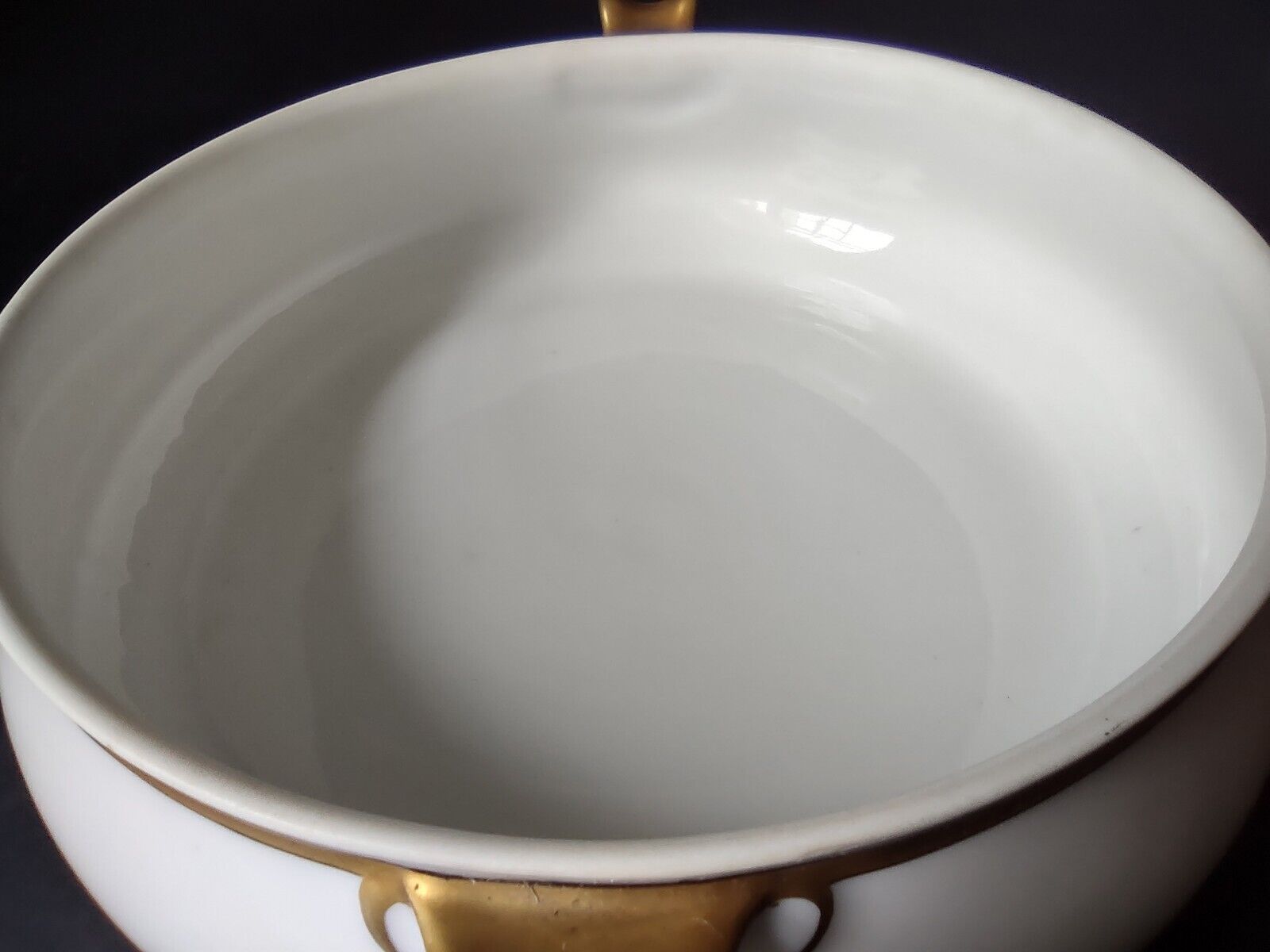 Haviland Limoges Gold & Black Trim White Round Tureen Bowl NO LID (lot 672)