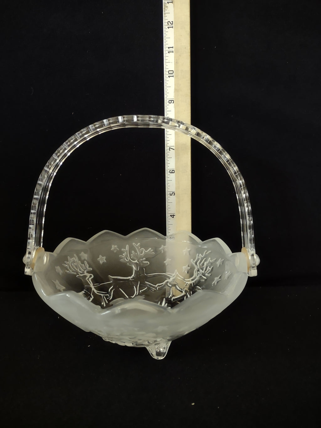 Mikasa Silent Night Crystal Basket Detachable Handle Santa Sleigh (Lot 3633)