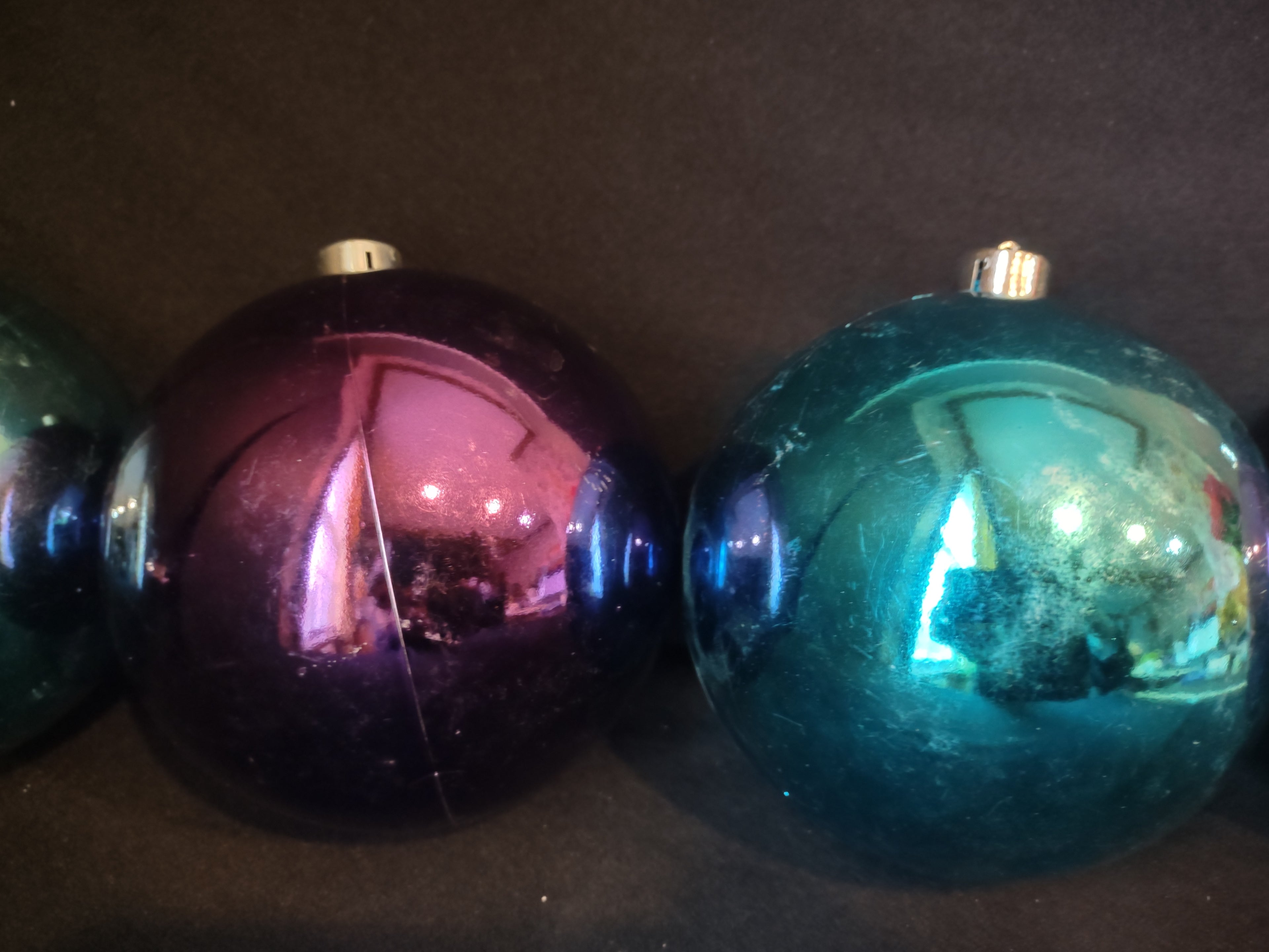 Set of 4 Christmas Ornaments Ball Blue Purple 6" IMPERFECT (lot 1572)